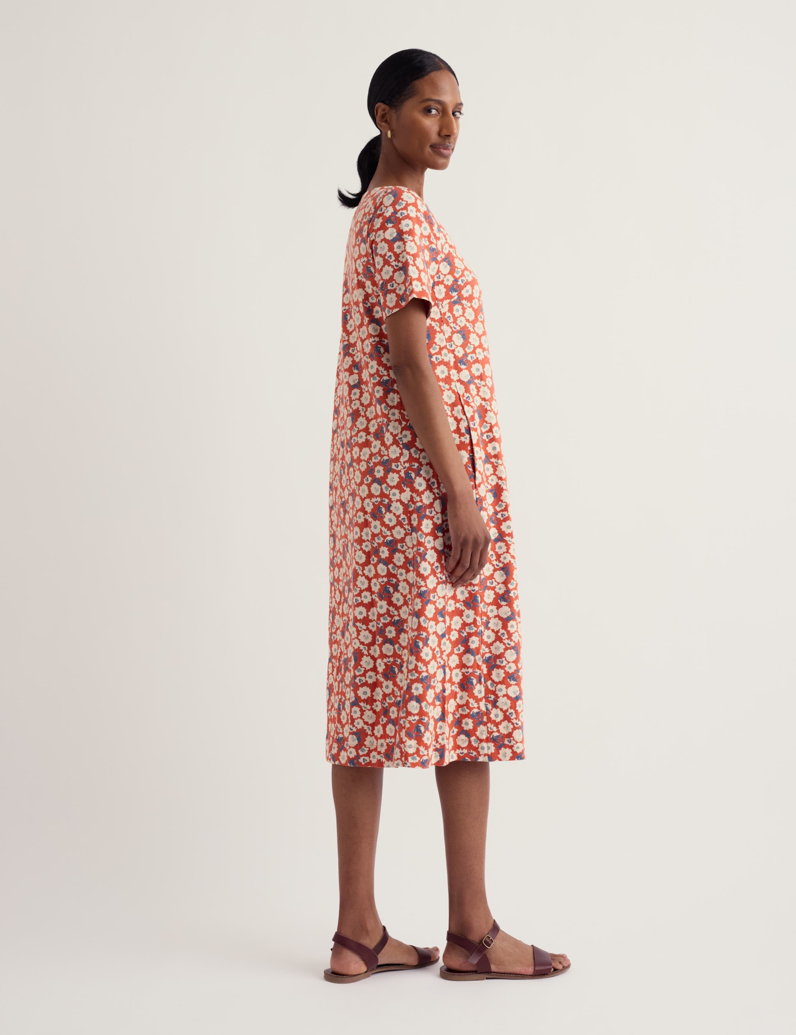 Jersey Floral Midi T-Shirt Dress 3 of 5
