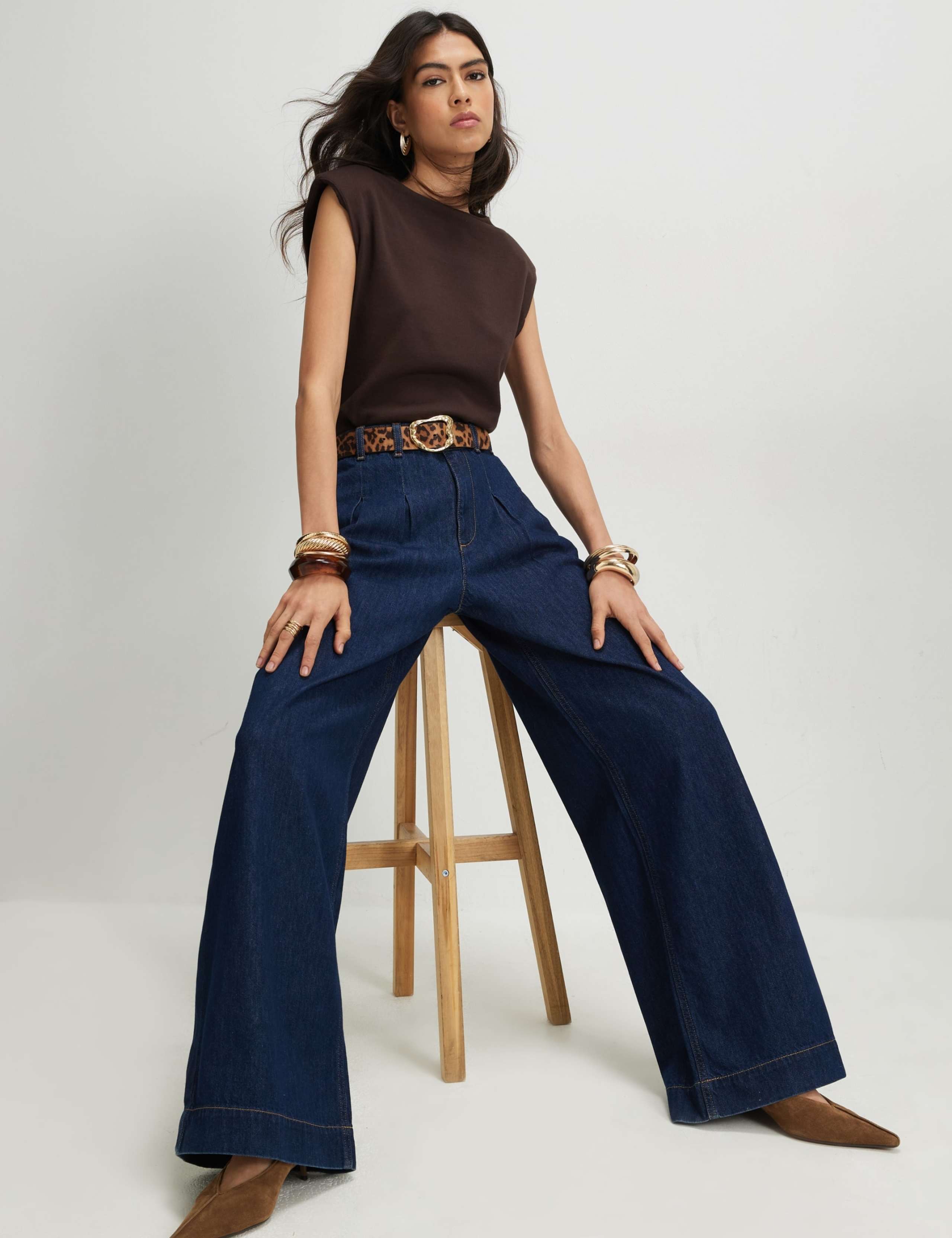 Mid Rise Pleated Belted Wide Leg Jeans 5 of 5