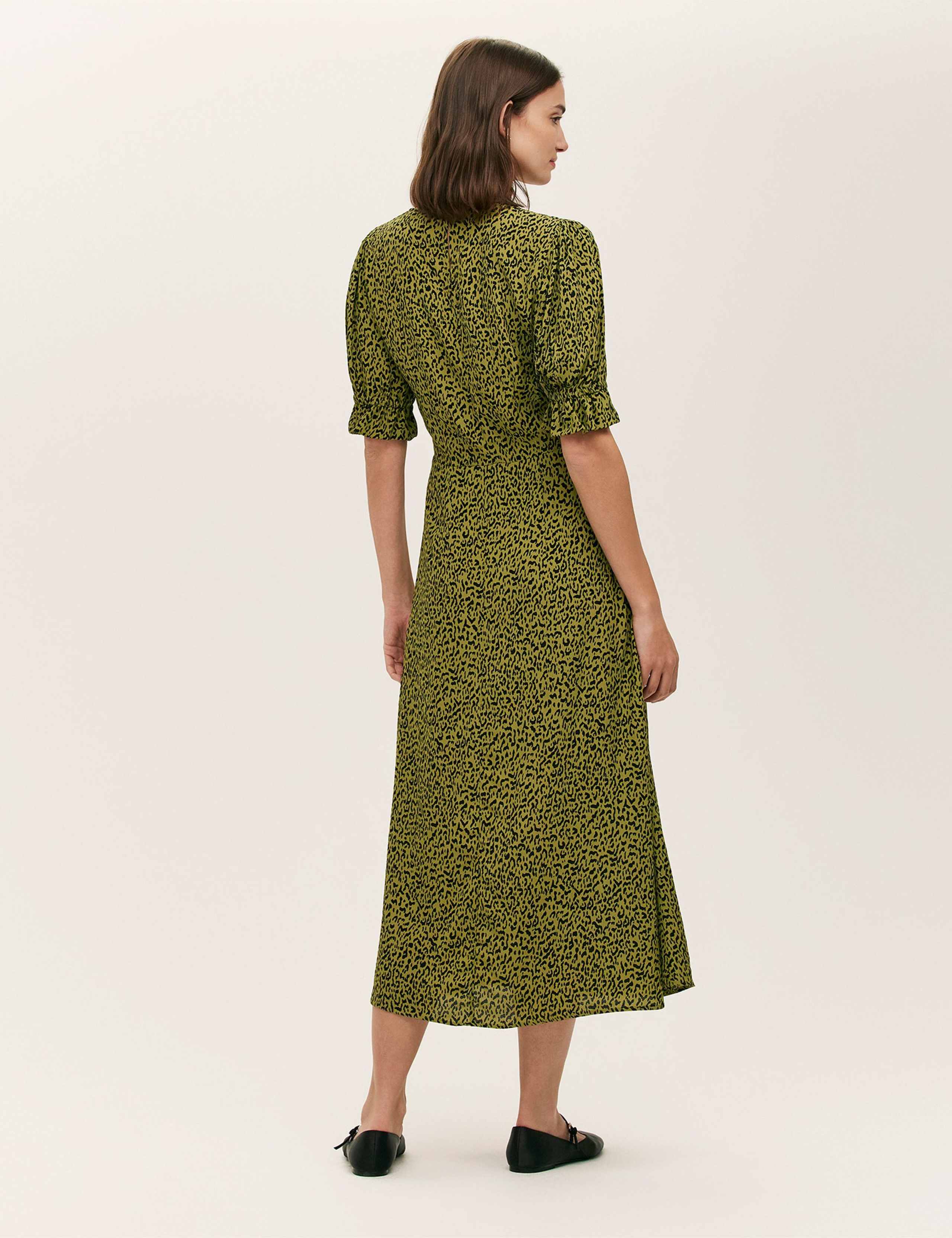 Crepe Printed Puff Sleeve Midi Tea Dress 3 of 4