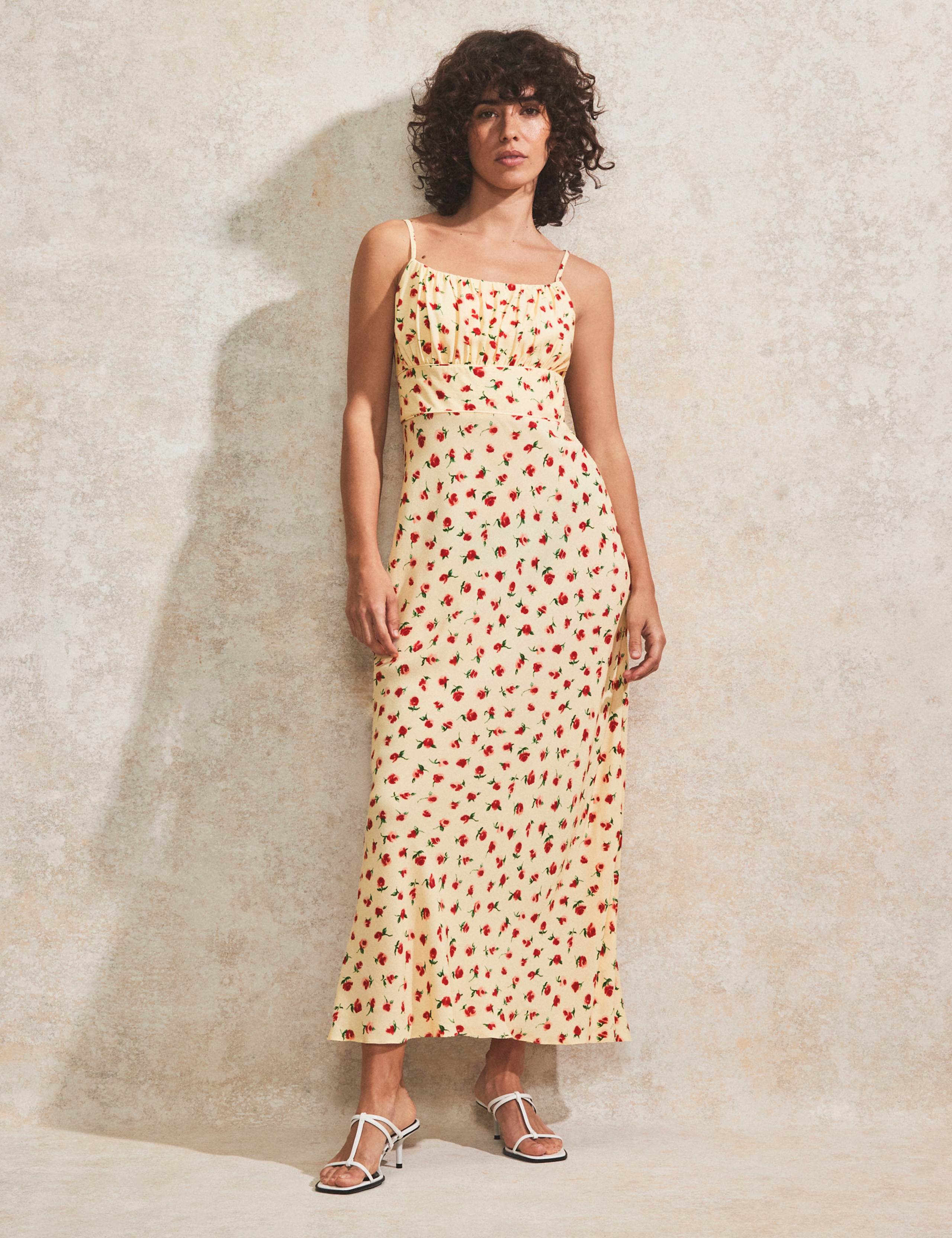 Floral Round Neck Midi Tea Dress 3 of 4