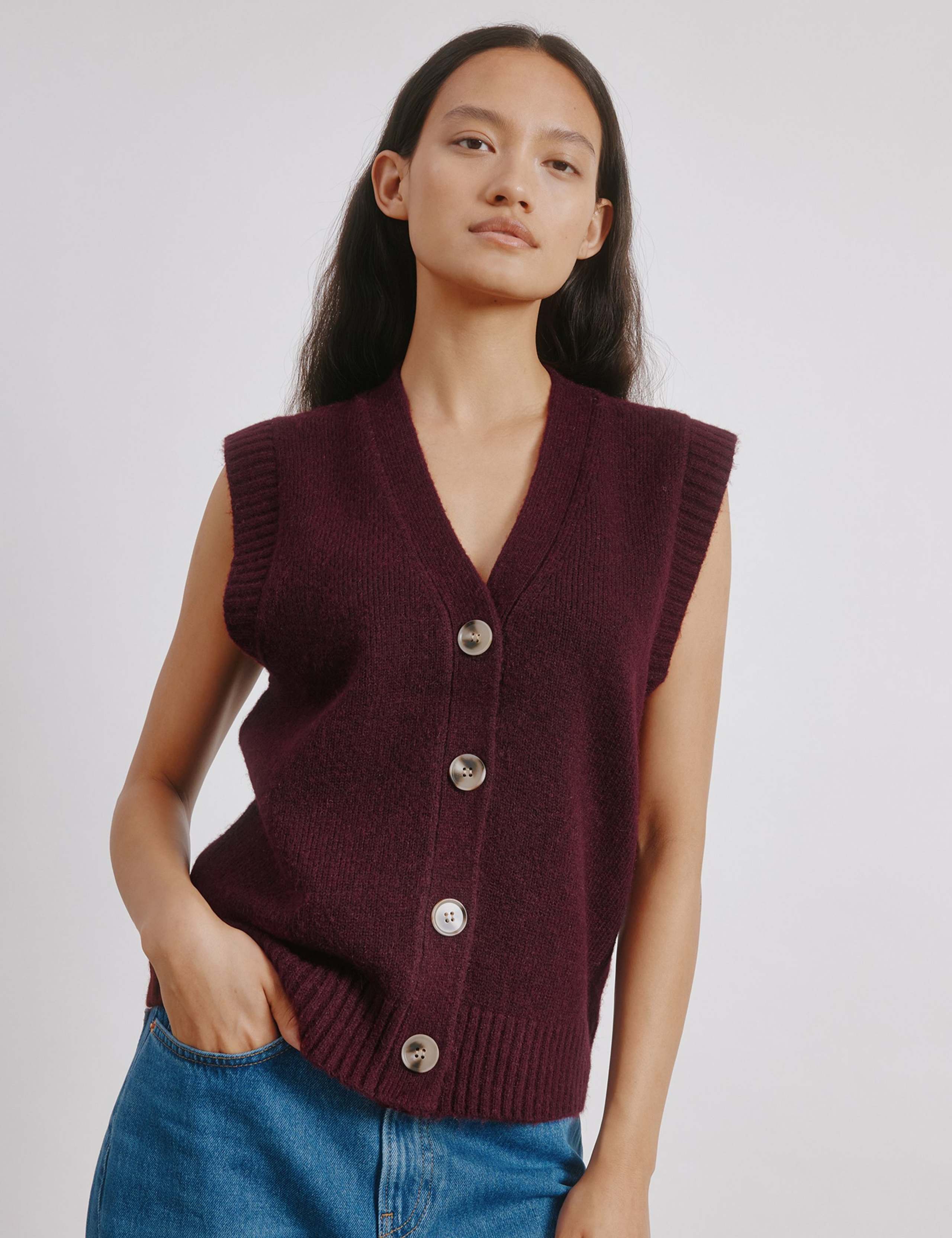 V-Neck Knitted Waistcoat with Wool 3 of 5