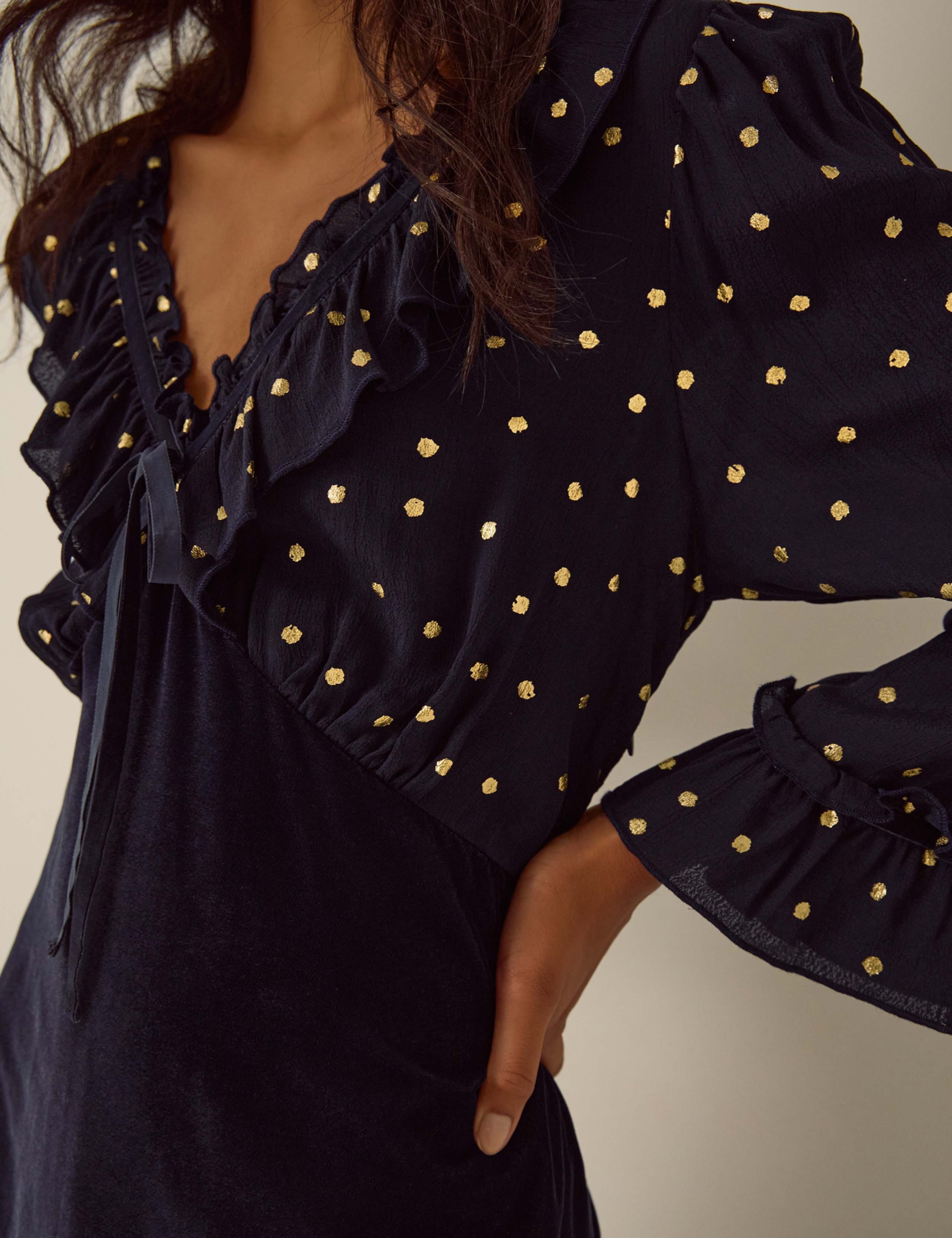 Polka Dot V Neck Midaxi Tie Front Dress 4 of 4