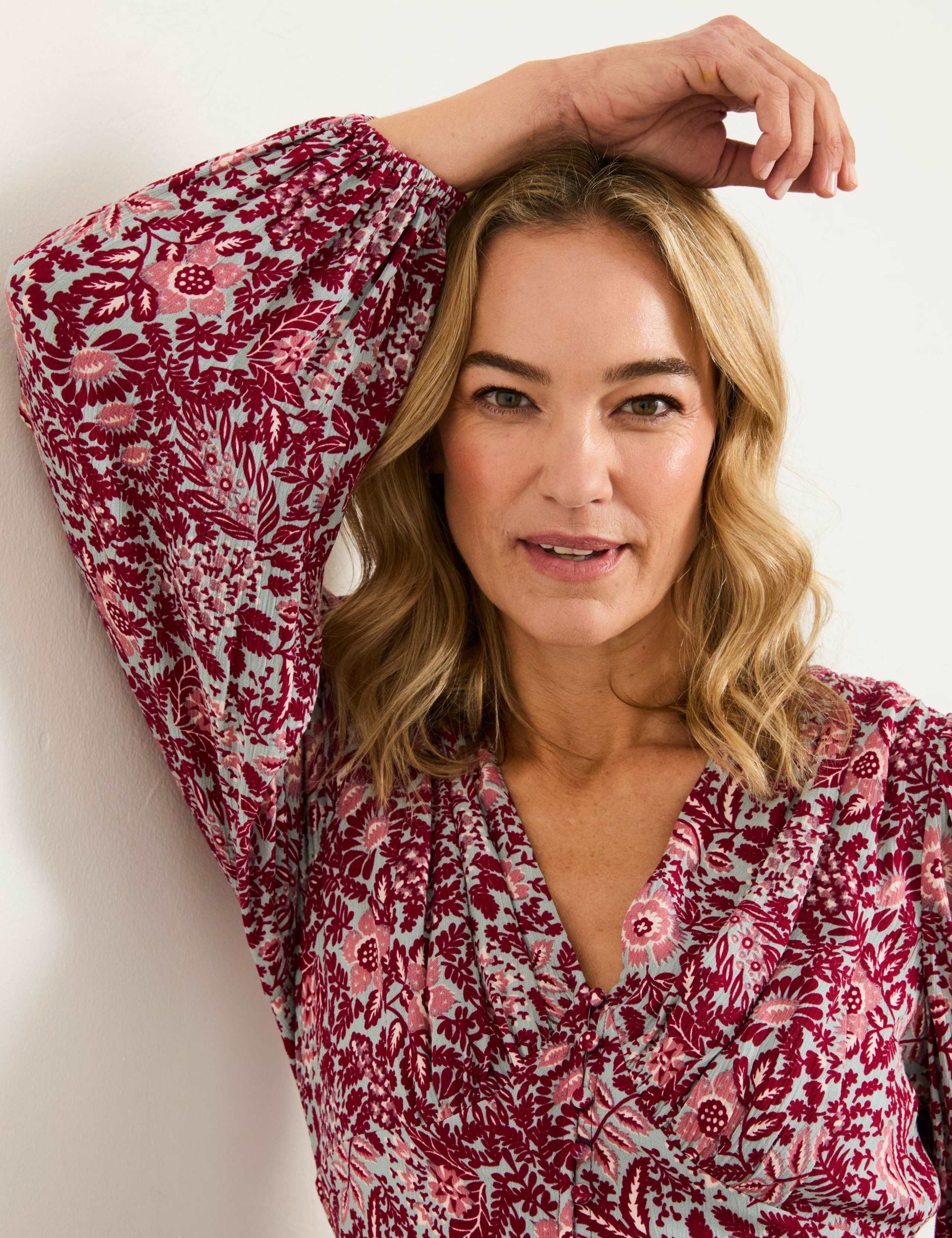 Floral V-Neck Midi Tea Dress 5 of 7