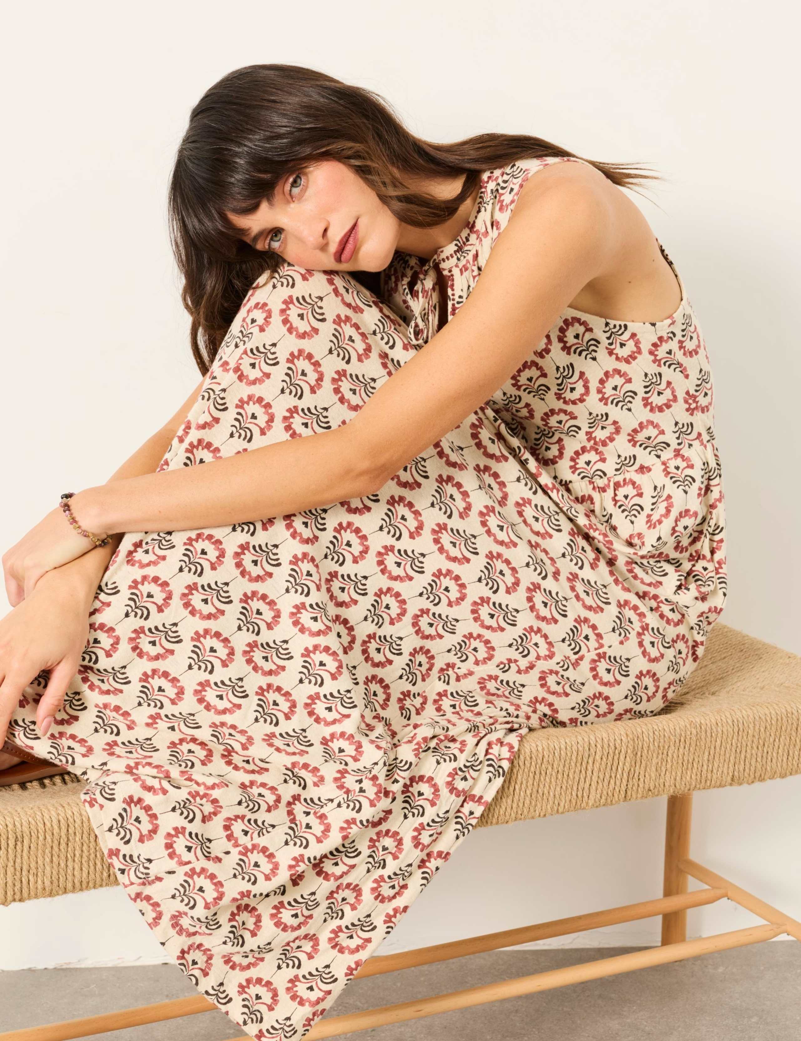 Linen Rich Jersey Floral V-Neck Maxi Dress 4 of 5