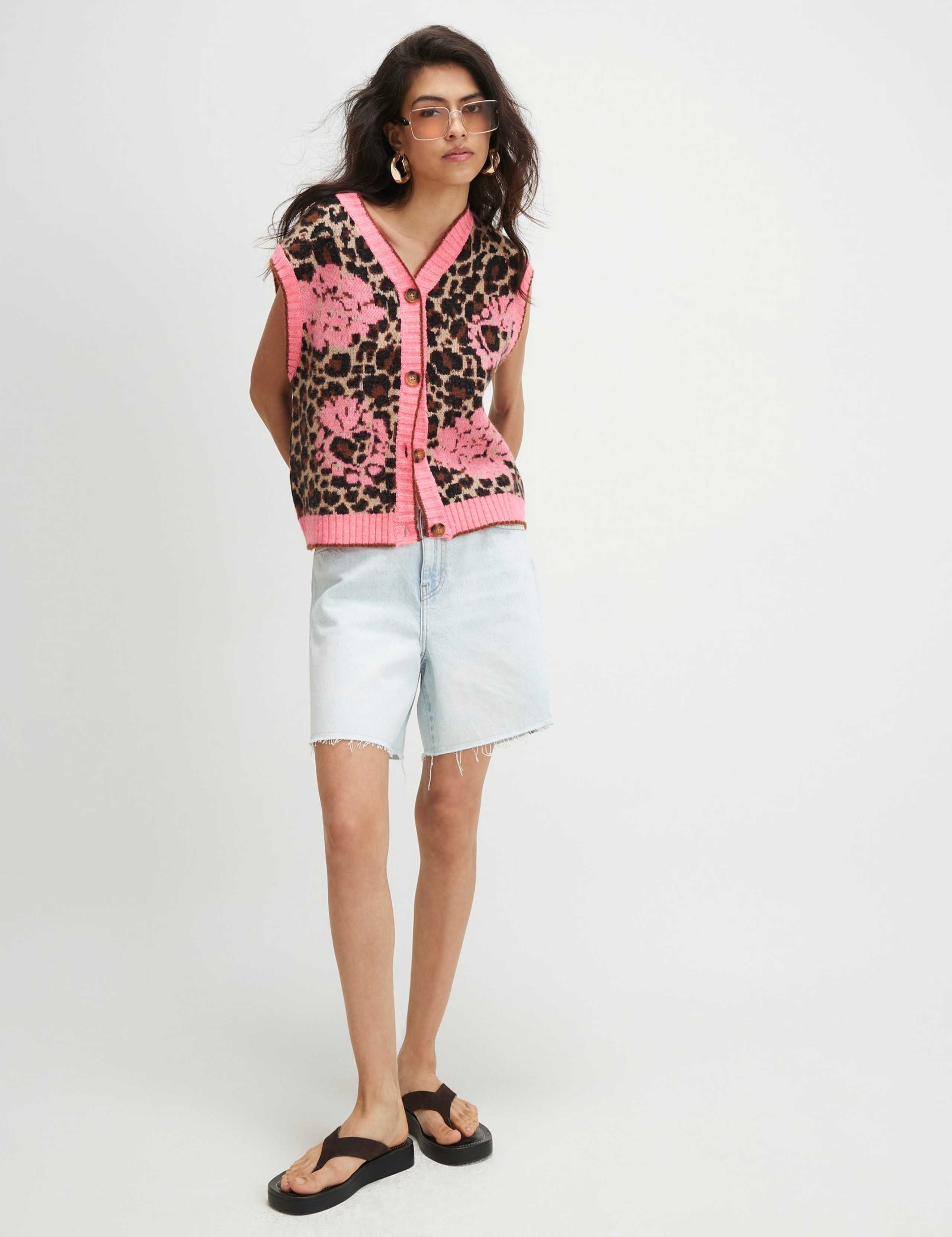 Leopard V-Neck Waistcoat 1 of 5