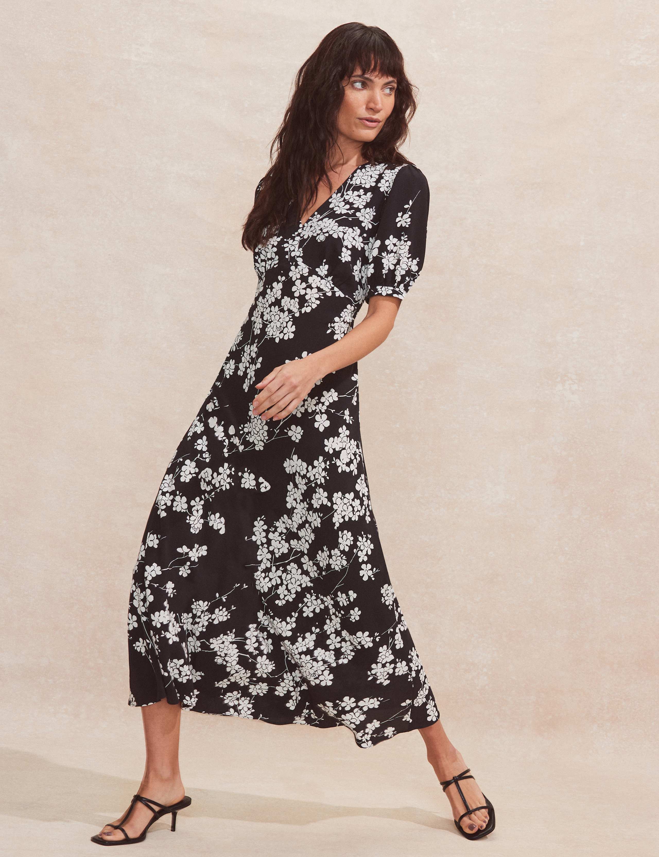 Ditsy Floral V-Neck Midaxi Tea Dress 2 of 4