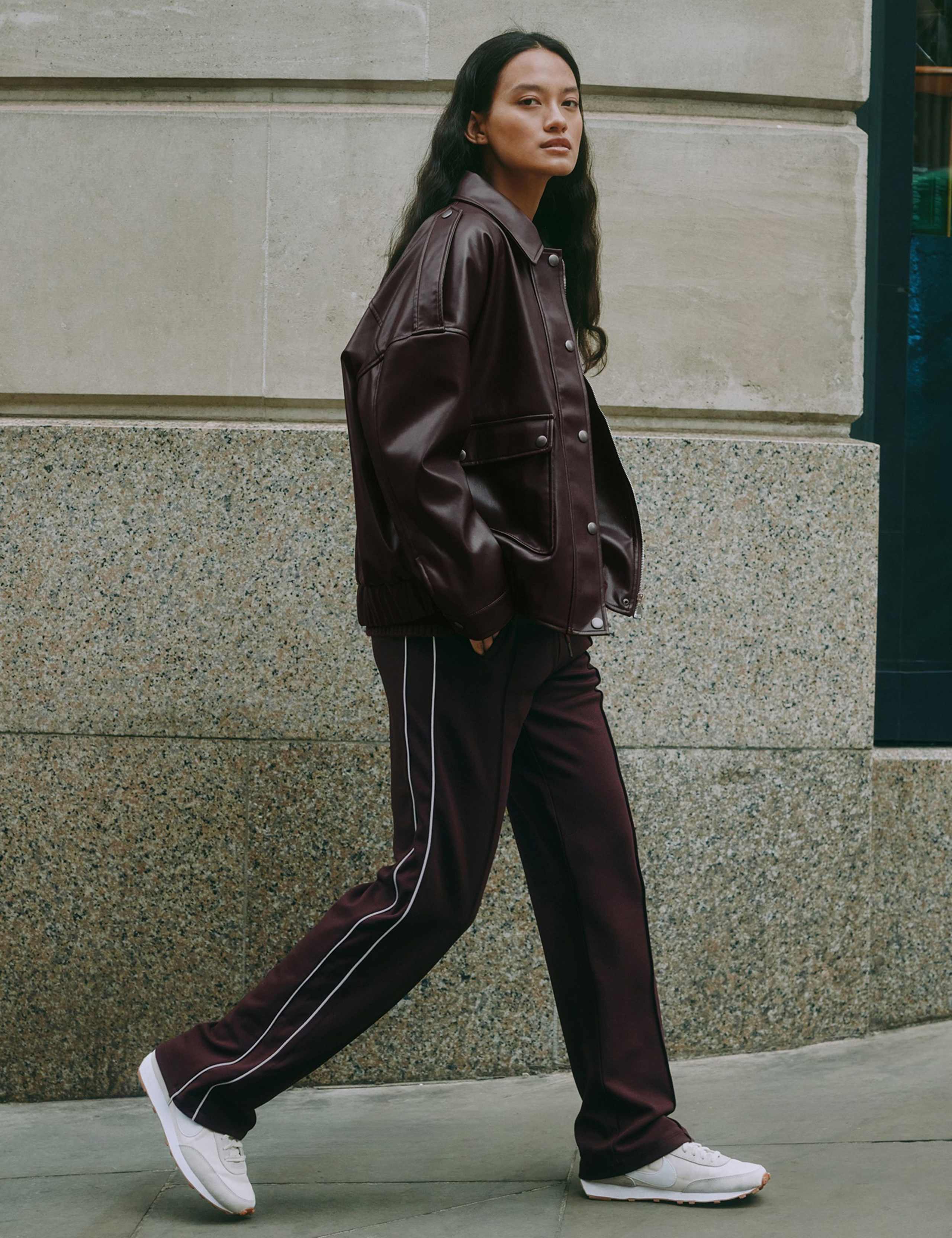 Drawstring Side Stripe Joggers 4 of 6