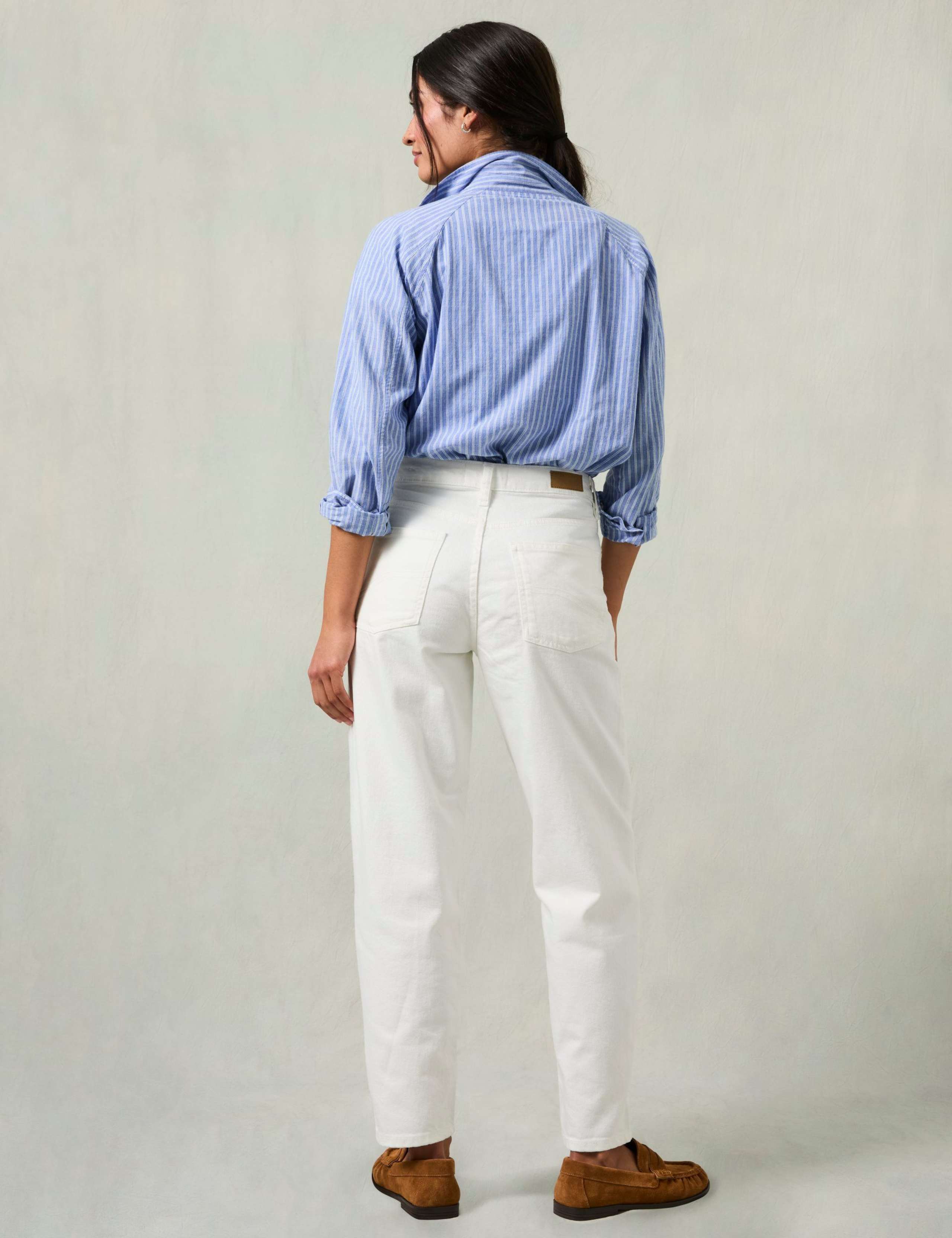 Mid Rise Cigarette Ankle Grazer Jeans 3 of 7