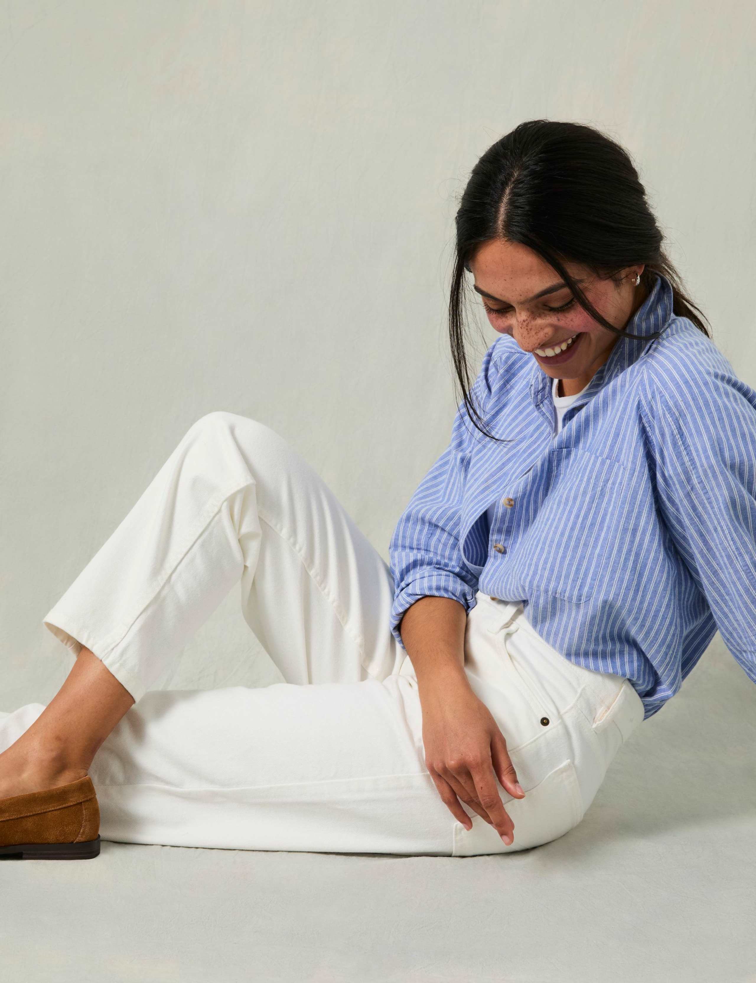 Mid Rise Cigarette Ankle Grazer Jeans 6 of 7