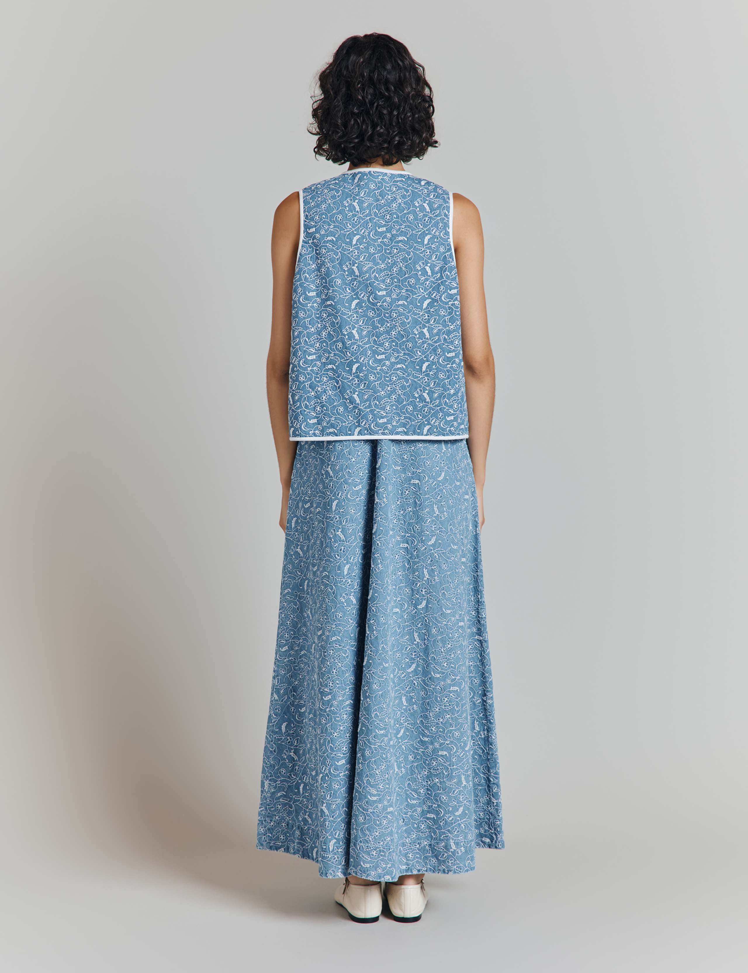 Pure Cotton Embroidered Collarless Waistcoat 4 of 5
