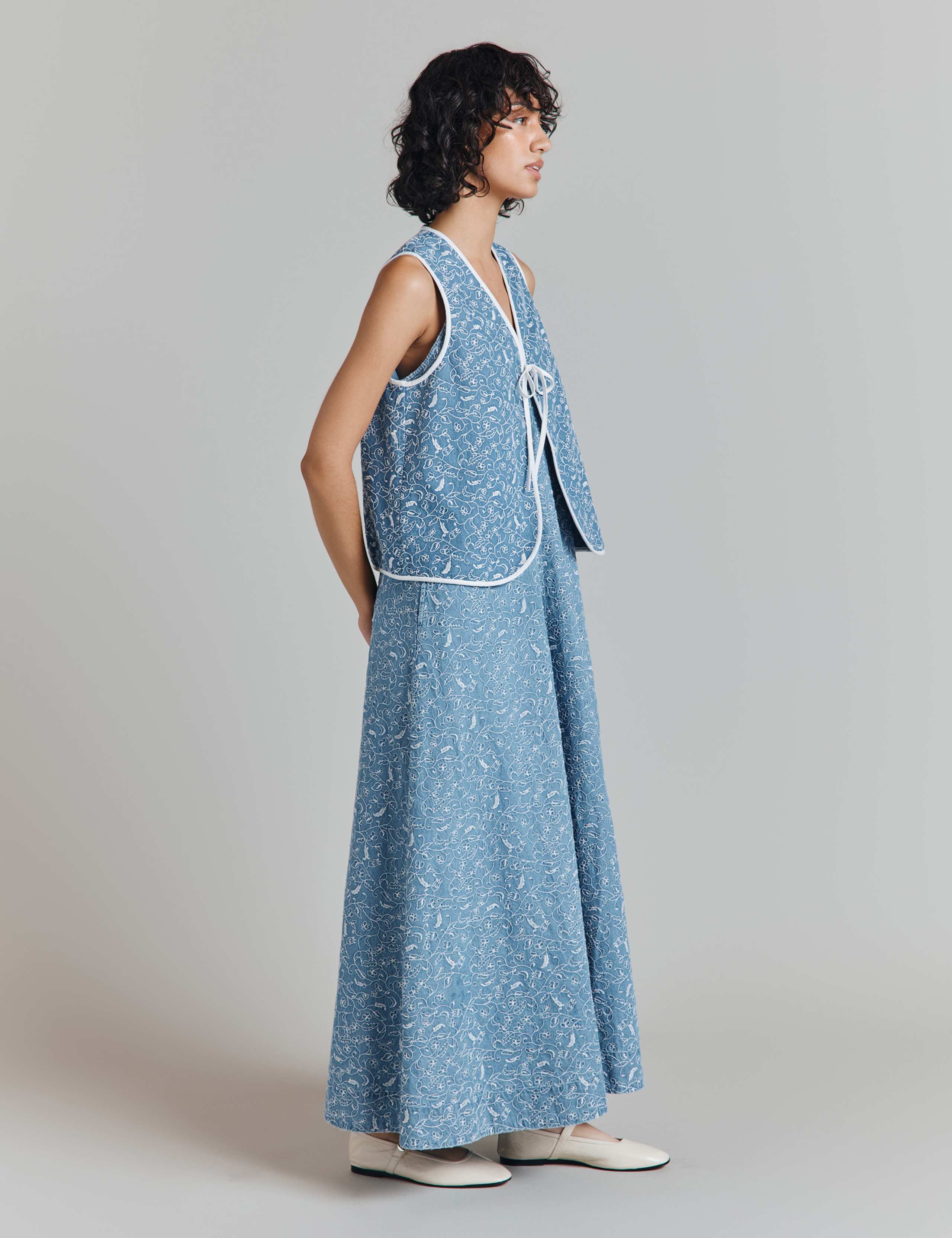 Pure Cotton Embroidered Collarless Waistcoat 5 of 5