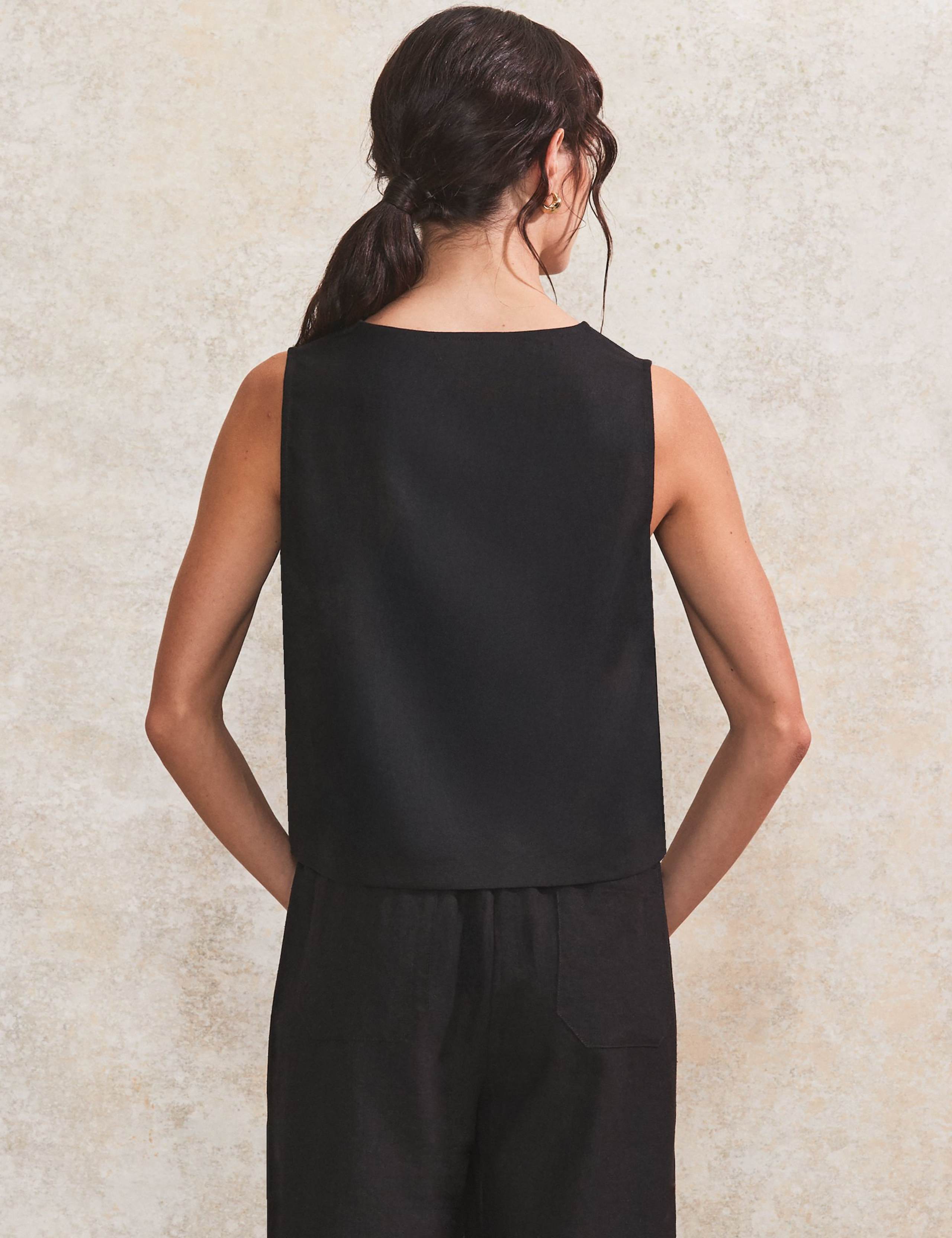 Linen Rich V-Neck Relaxed Vest Top 4 of 4