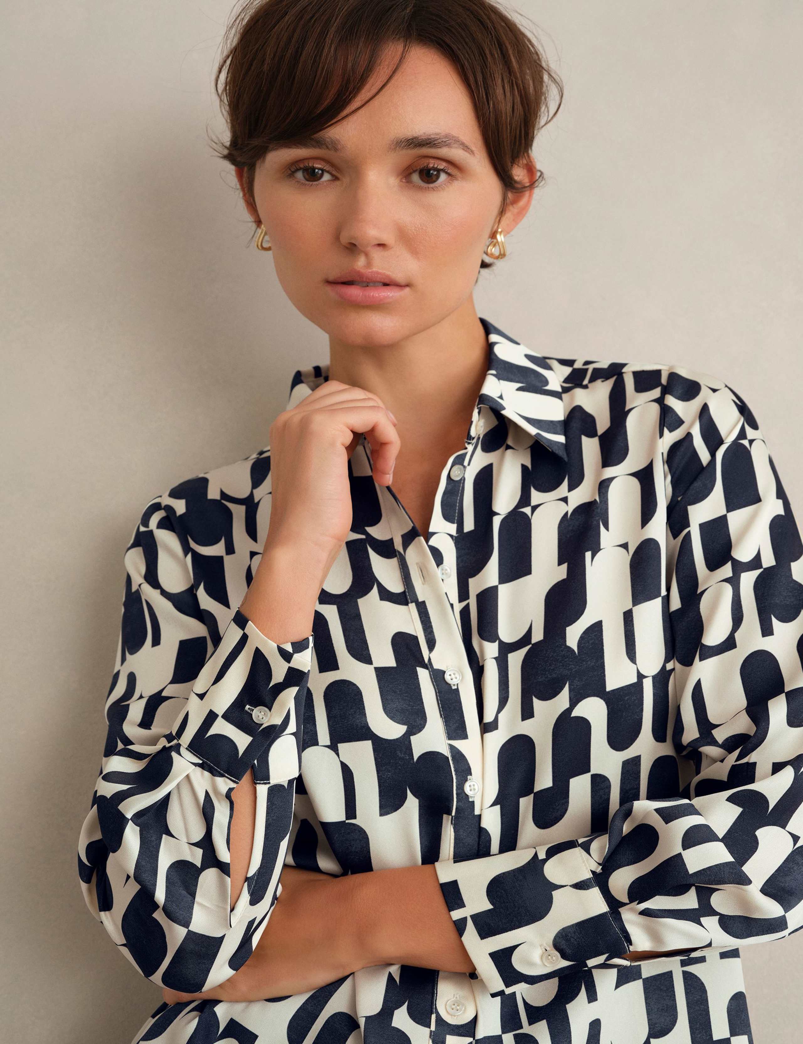 Geometric Collared Blouson Sleeve Shirt 5 of 5