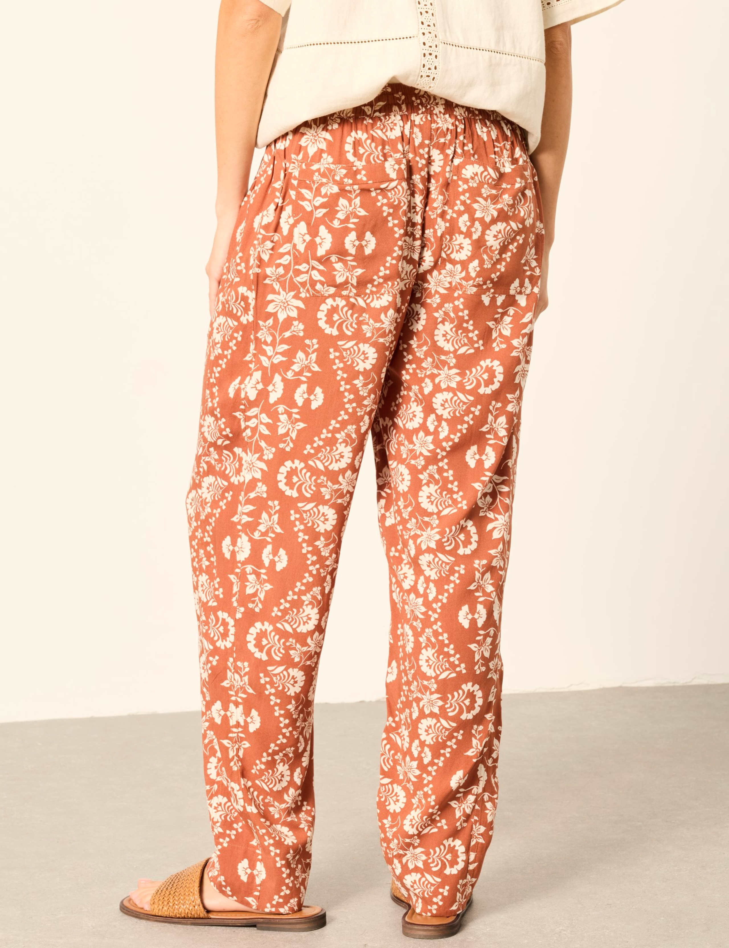 Floral Drawstring Pull On Trousers 3 of 7