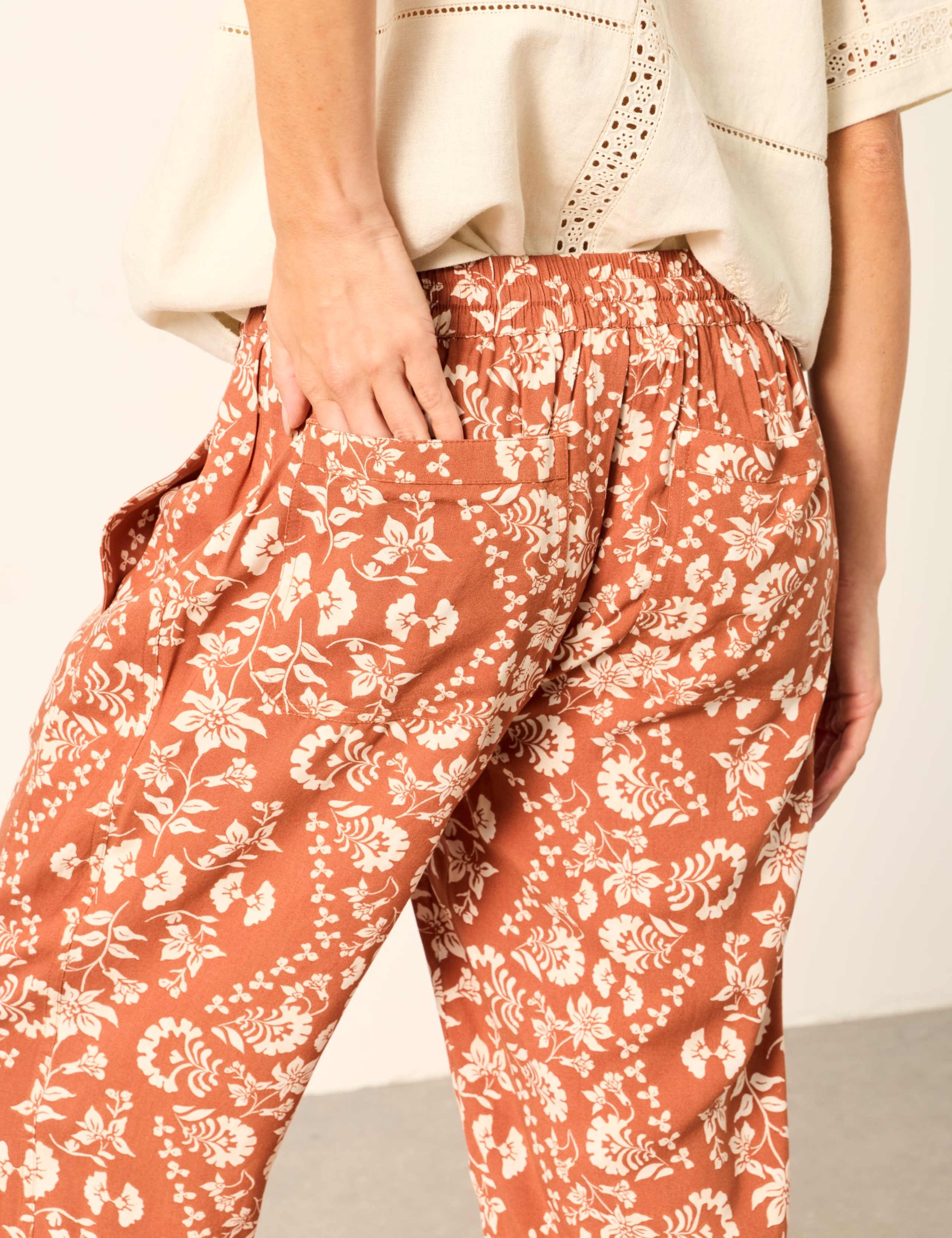 Floral Drawstring Pull On Trousers 7 of 7