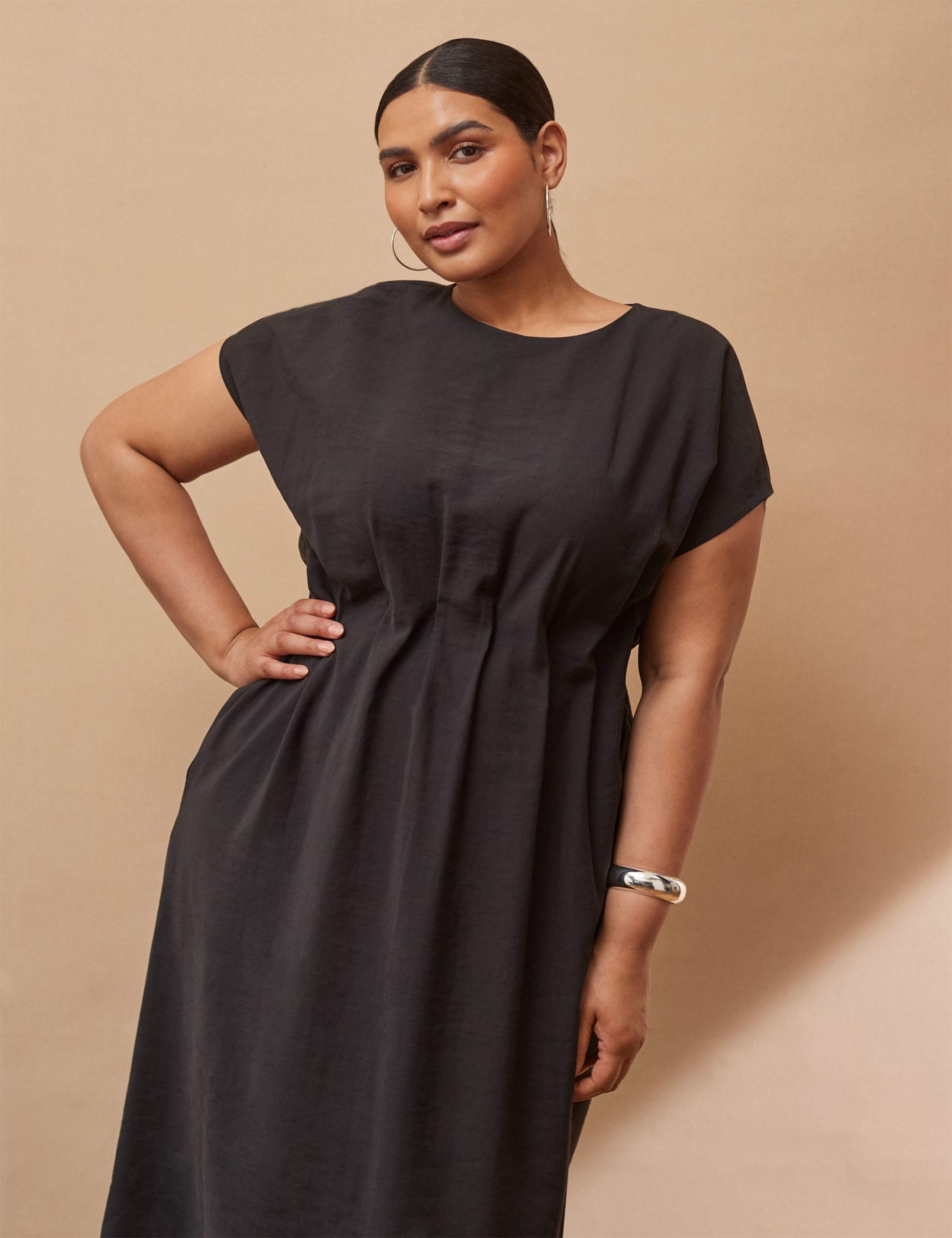 Round Neck Pleated Midaxi Tea Dress 4 of 4