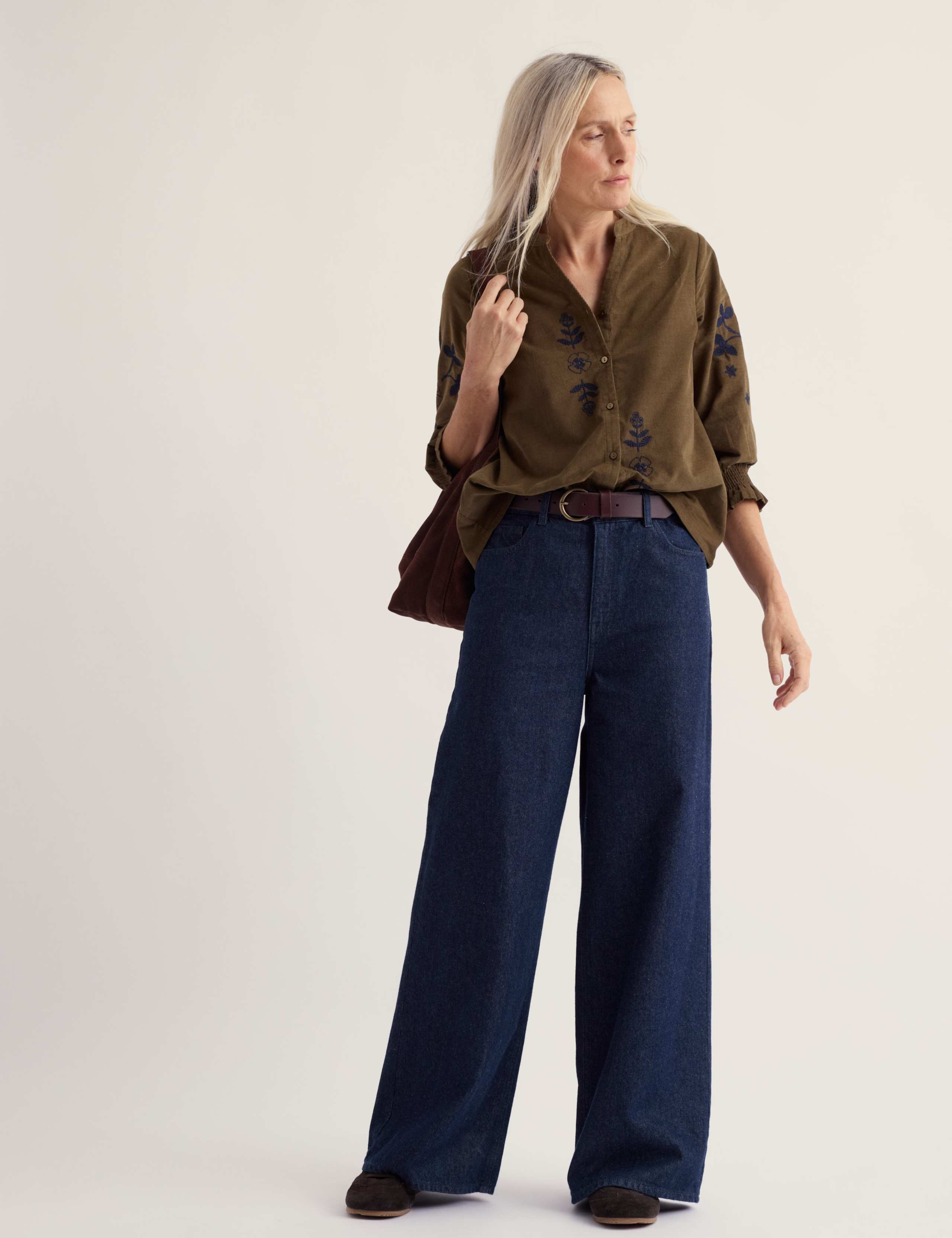 Mid Rise Wide Leg Jeans 1 of 5