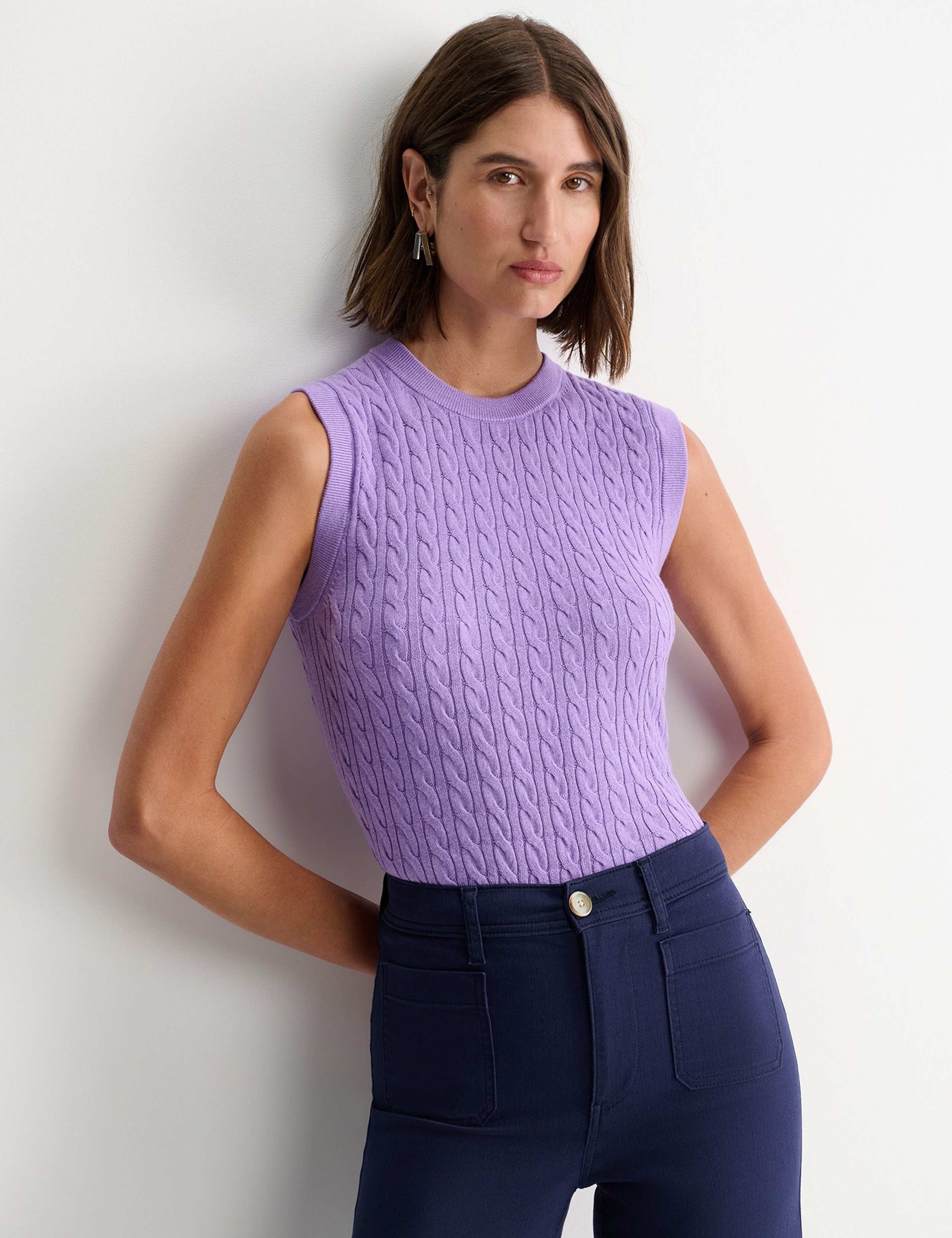 Wool Blend Cable Knit Crew Neck Knitted Vest 3 of 4