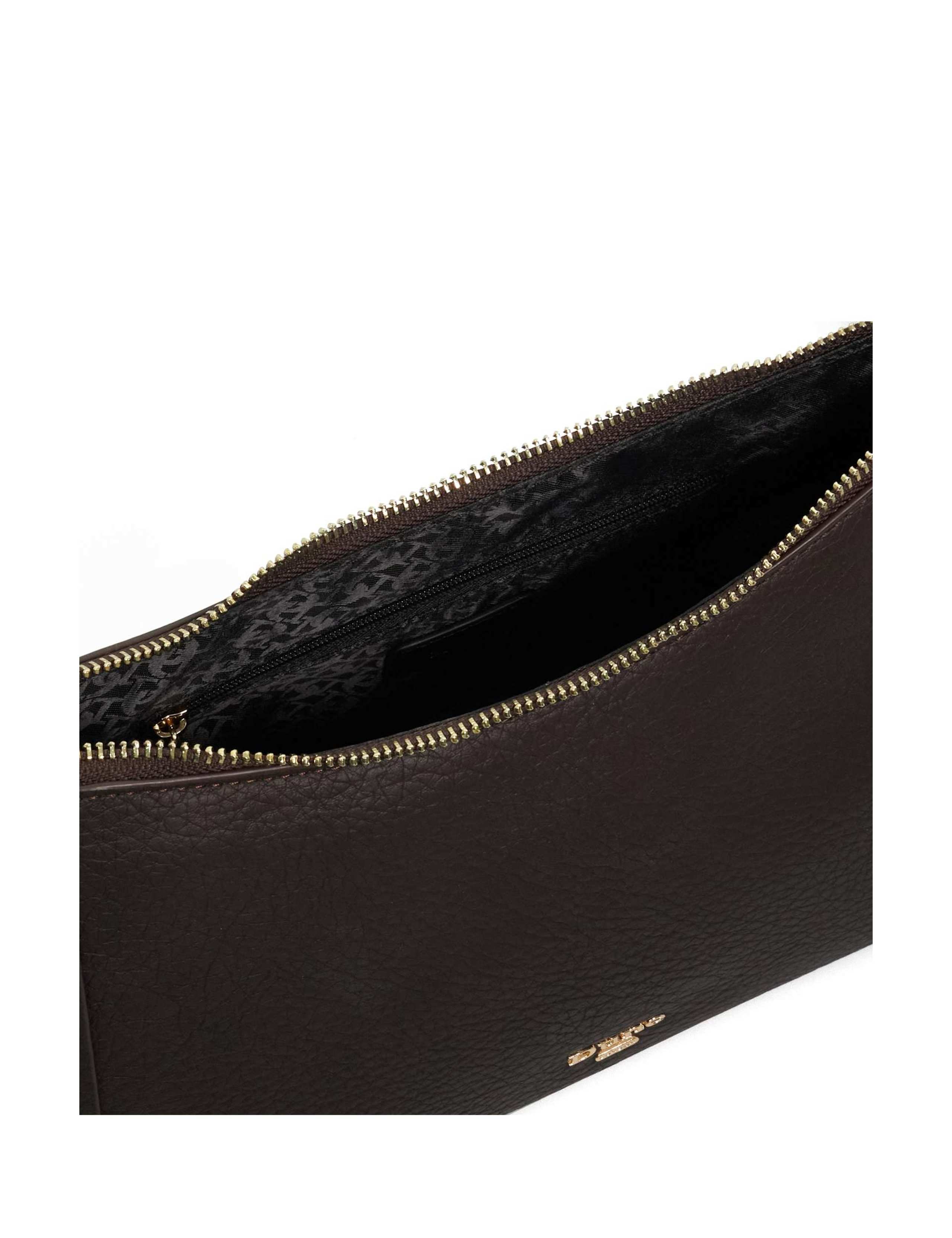 Curved Shoulder Bag 4 of 5