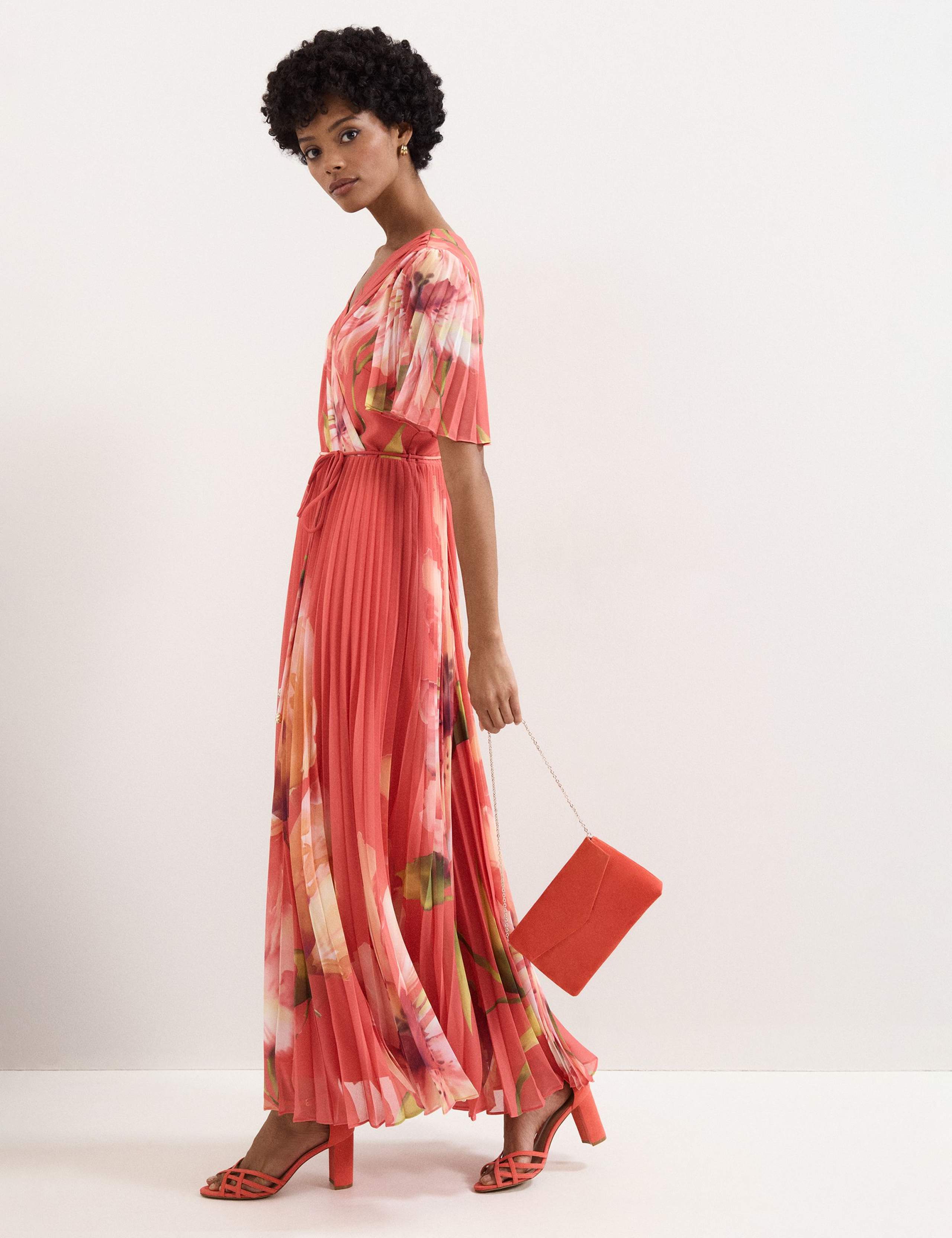 Suede Chain Strap Clutch Bag 5 of 8