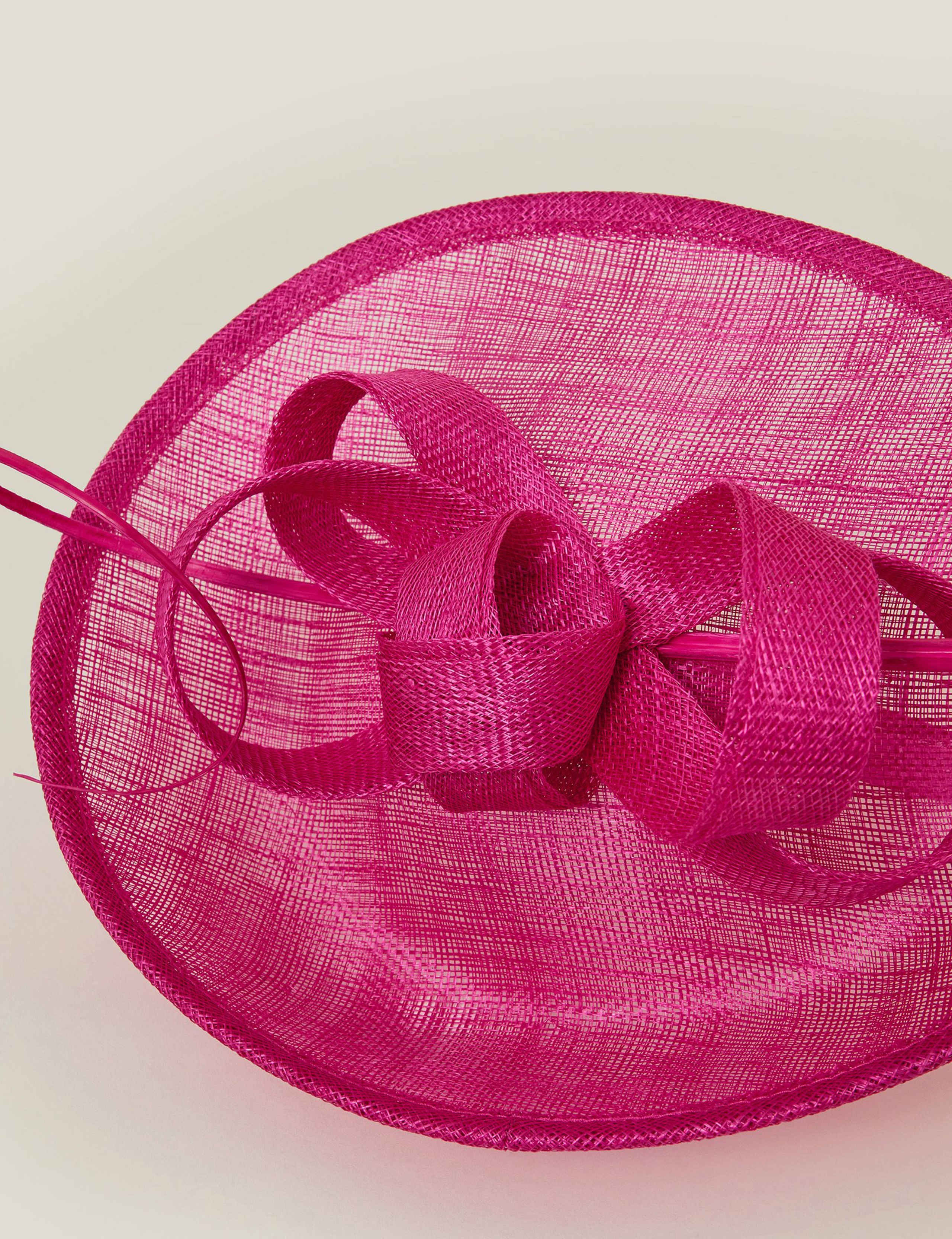 Bow Quill Disc Fascinator 3 of 4