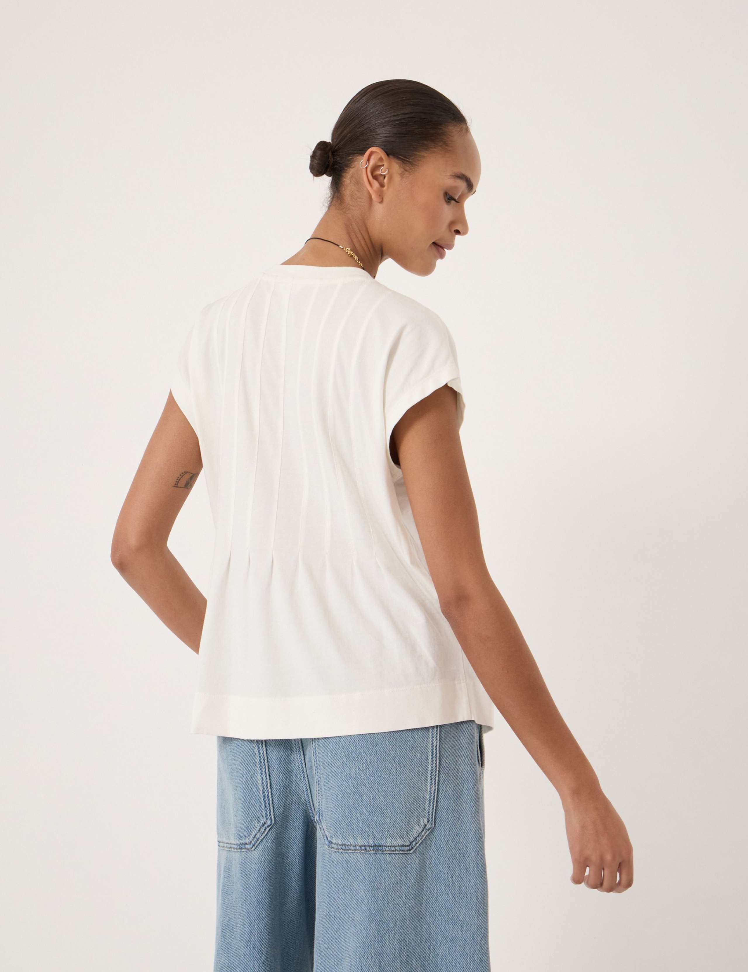 Pure Cotton Pleat Release T-Shirt 4 of 5