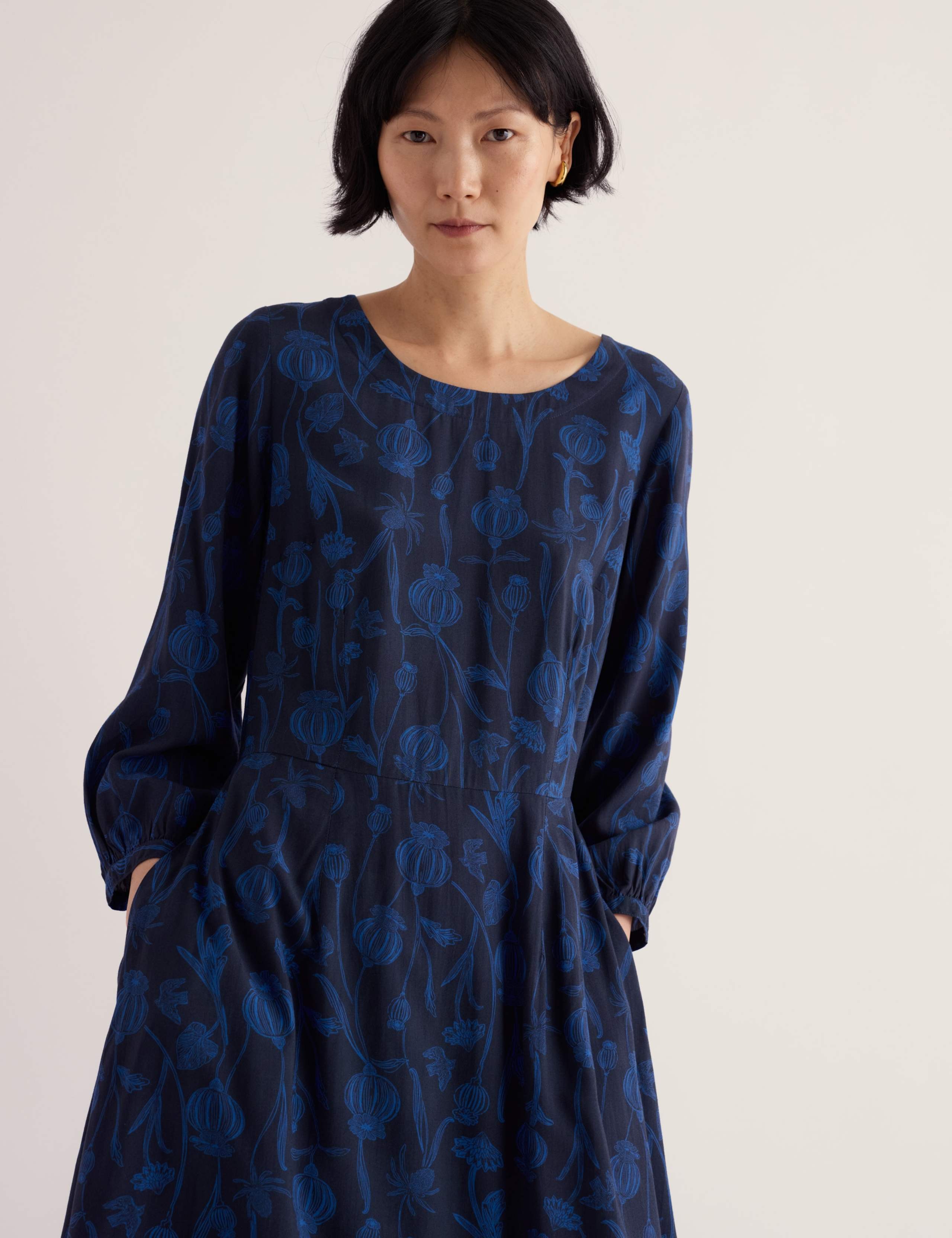 Floral Round Neck Midi Waisted Dress 3 of 6