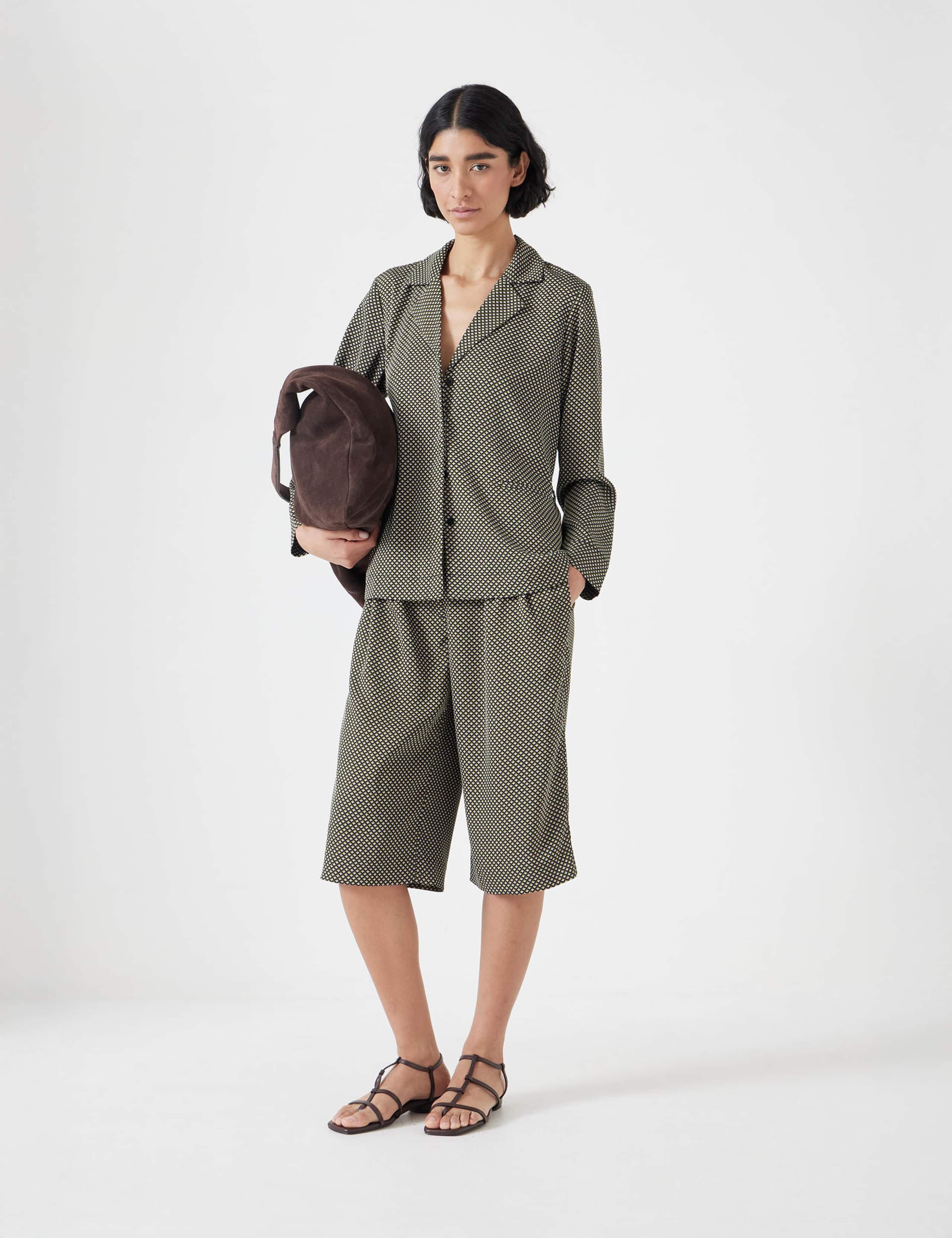 Geometric Knee Length Bermuda Shorts 4 of 4