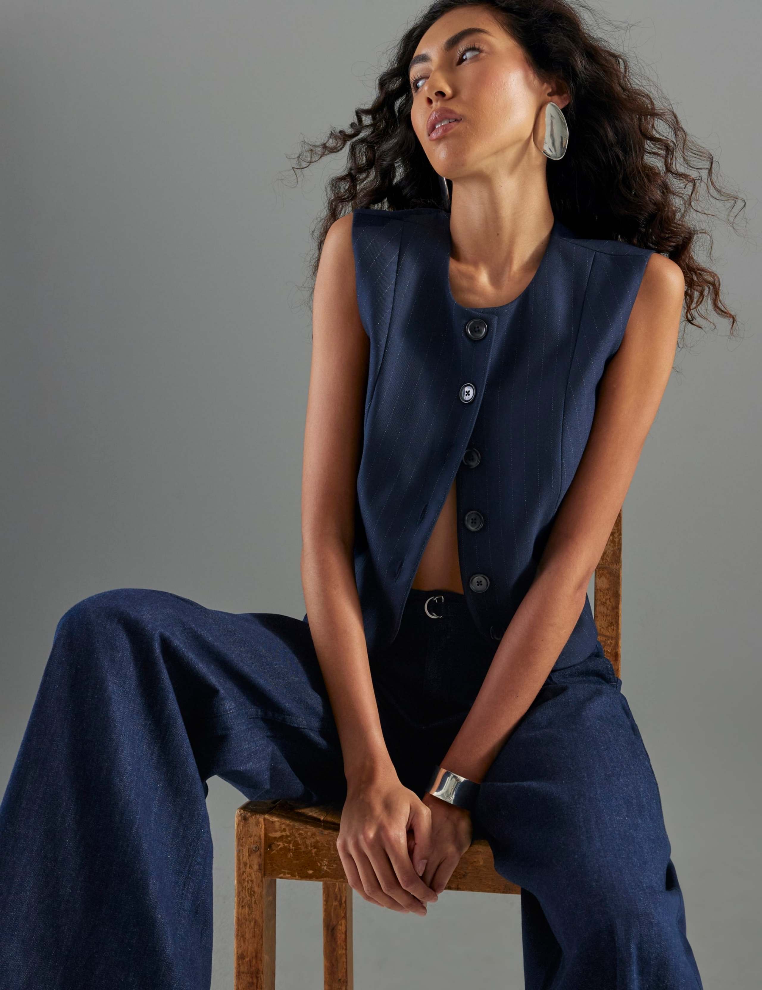 High Wasited Belted Wide Leg Jeans 3 of 4
