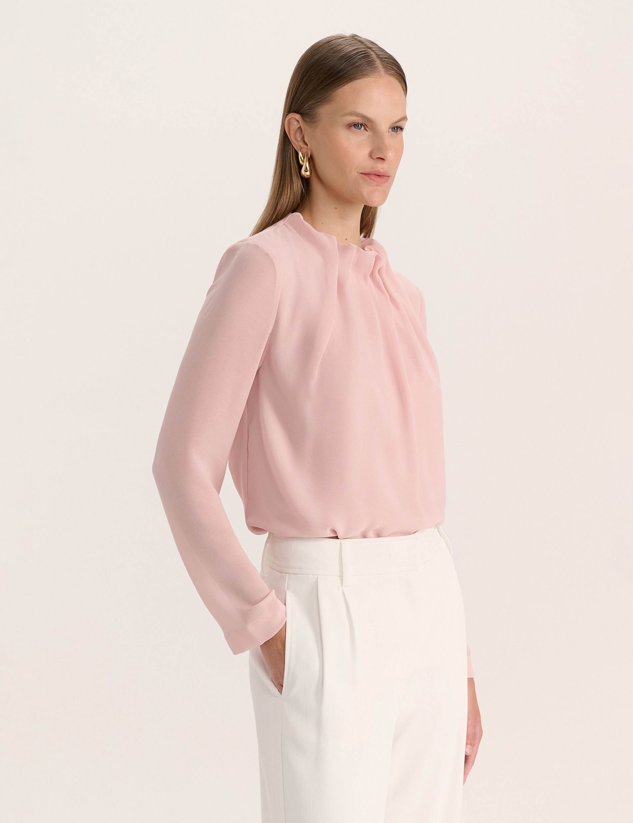 High Neck Top 3 of 6
