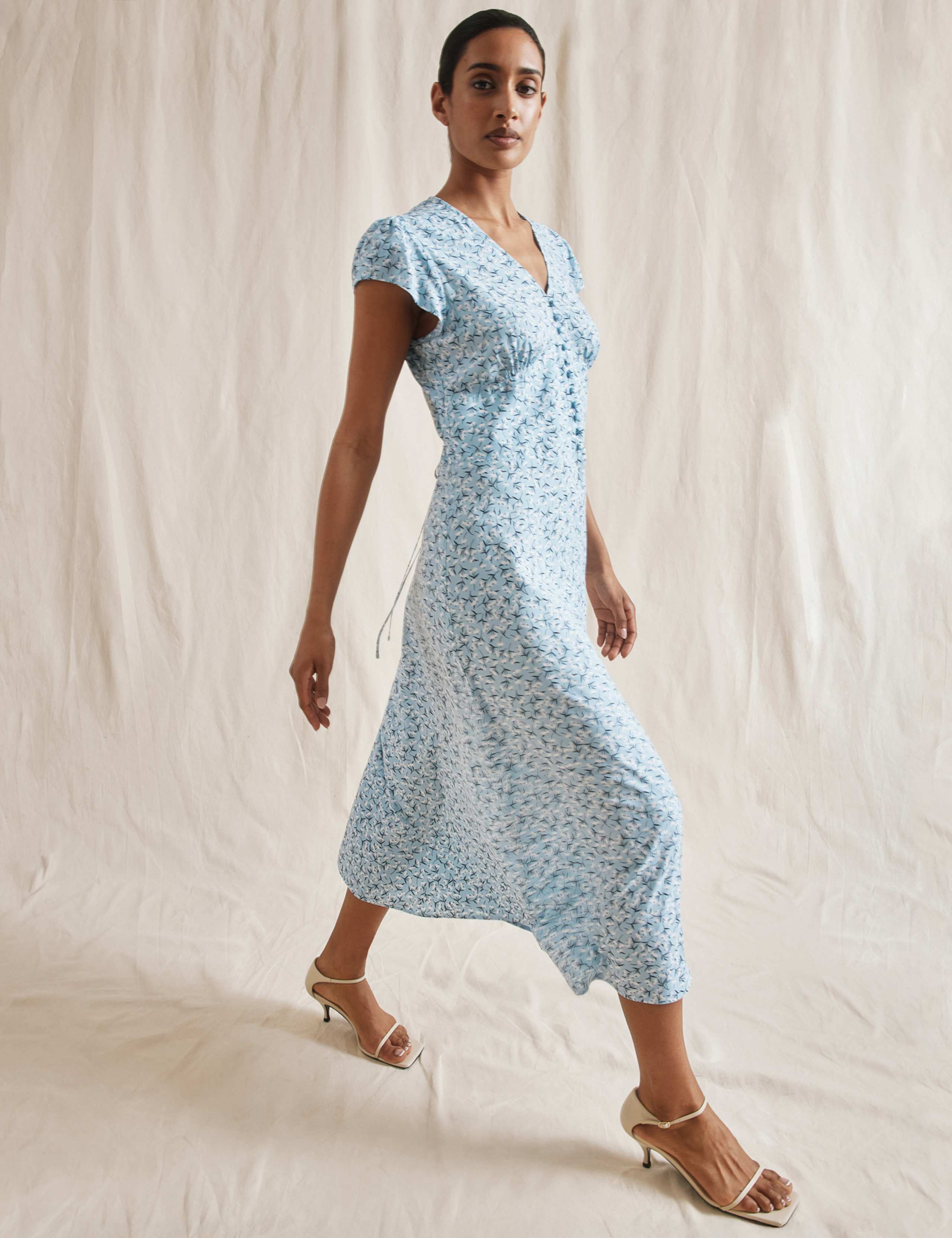 Jasmin Dress 4 of 6