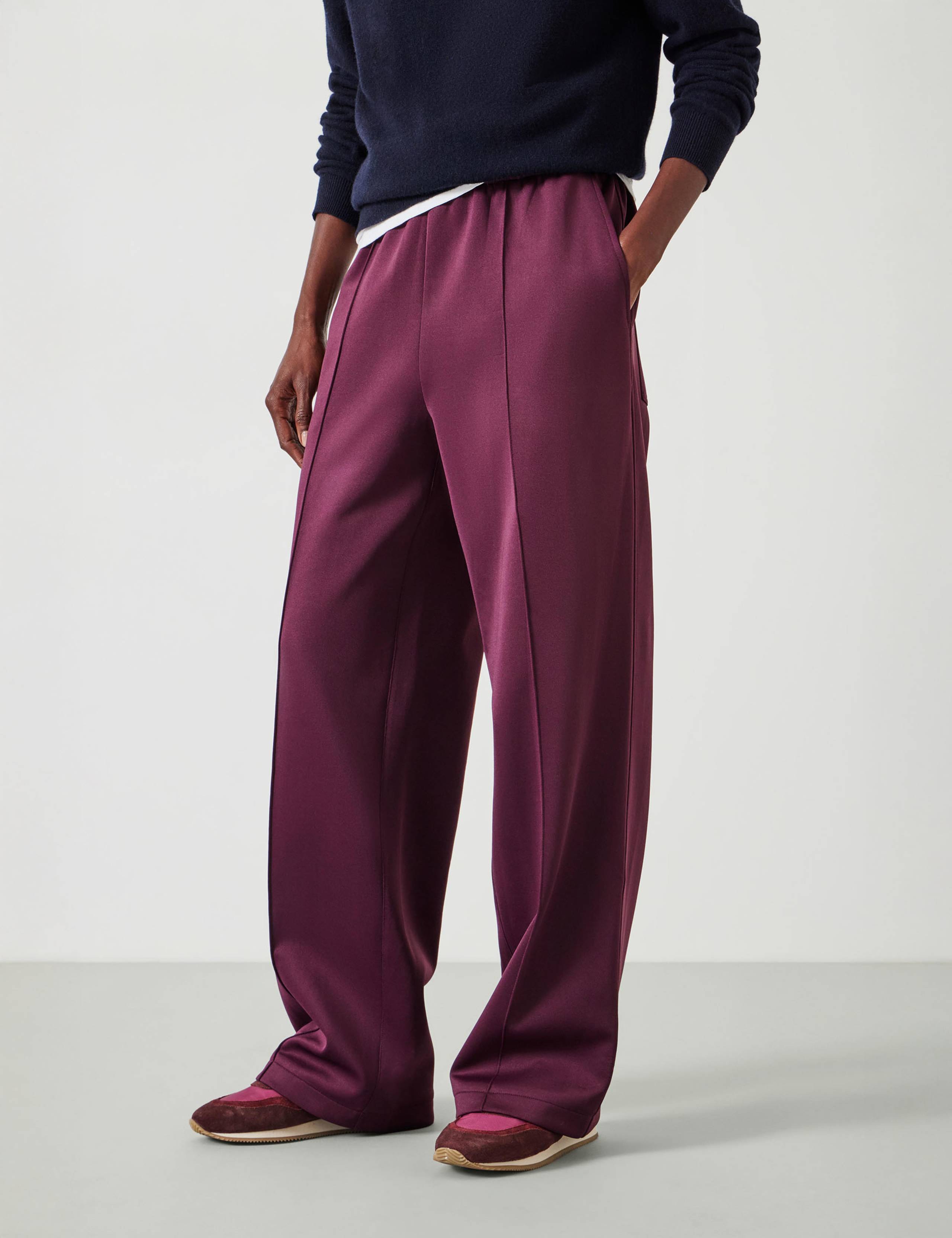 Harrison Elasticated Waist Wide Leg Joggers 4 of 5