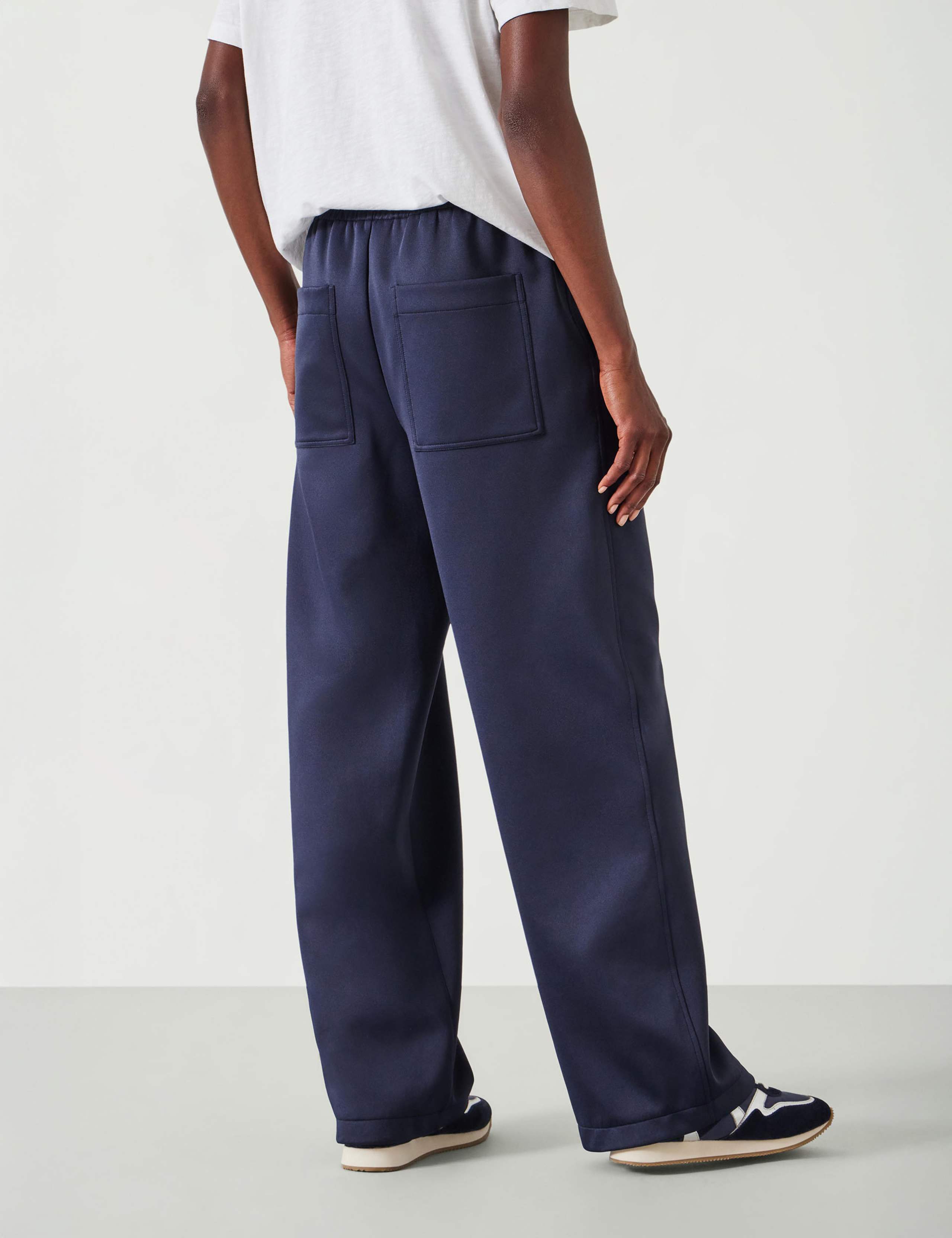 Harrison Elasticated Waist Wide Leg Joggers 4 of 5