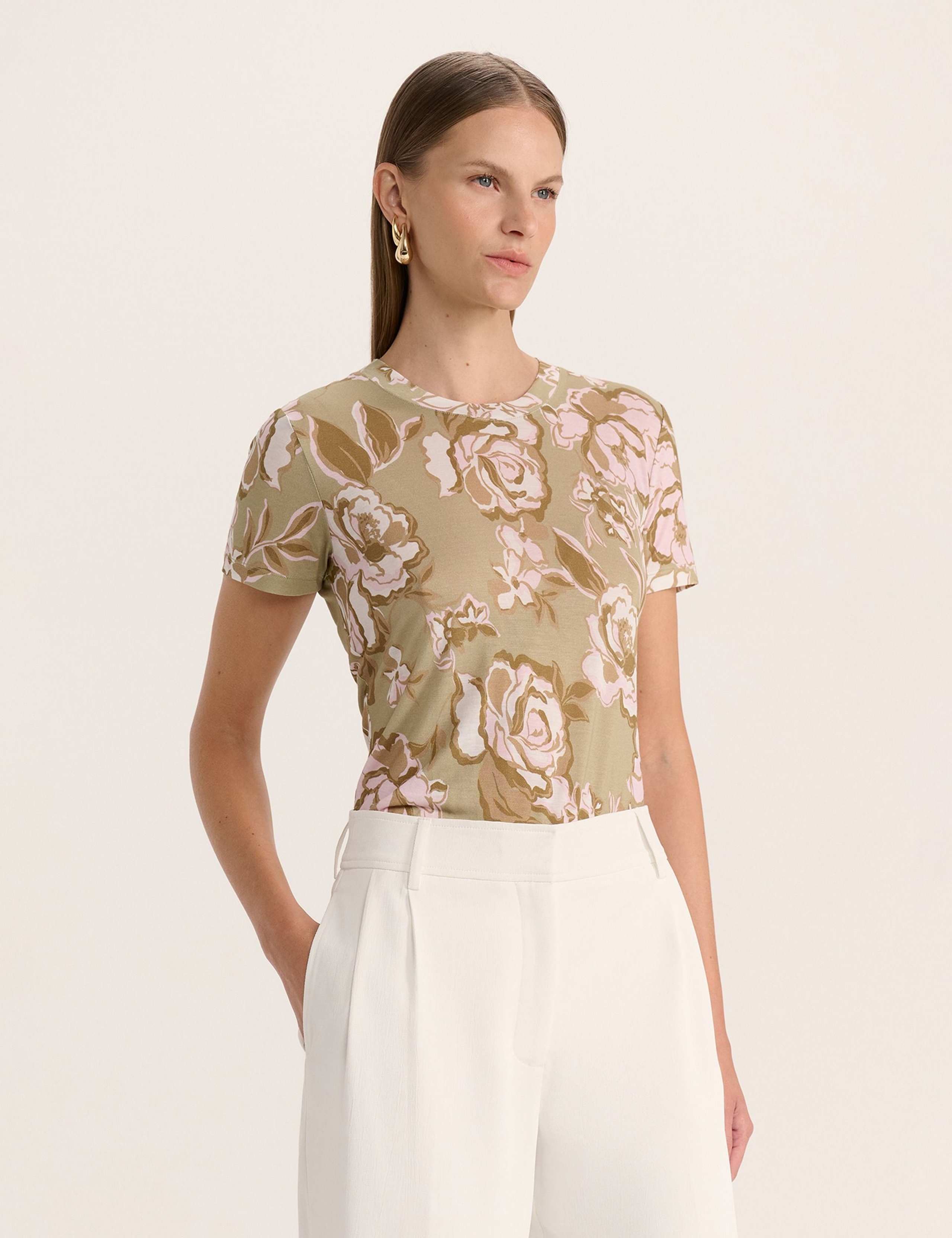 Floral T-Shirt 3 of 5