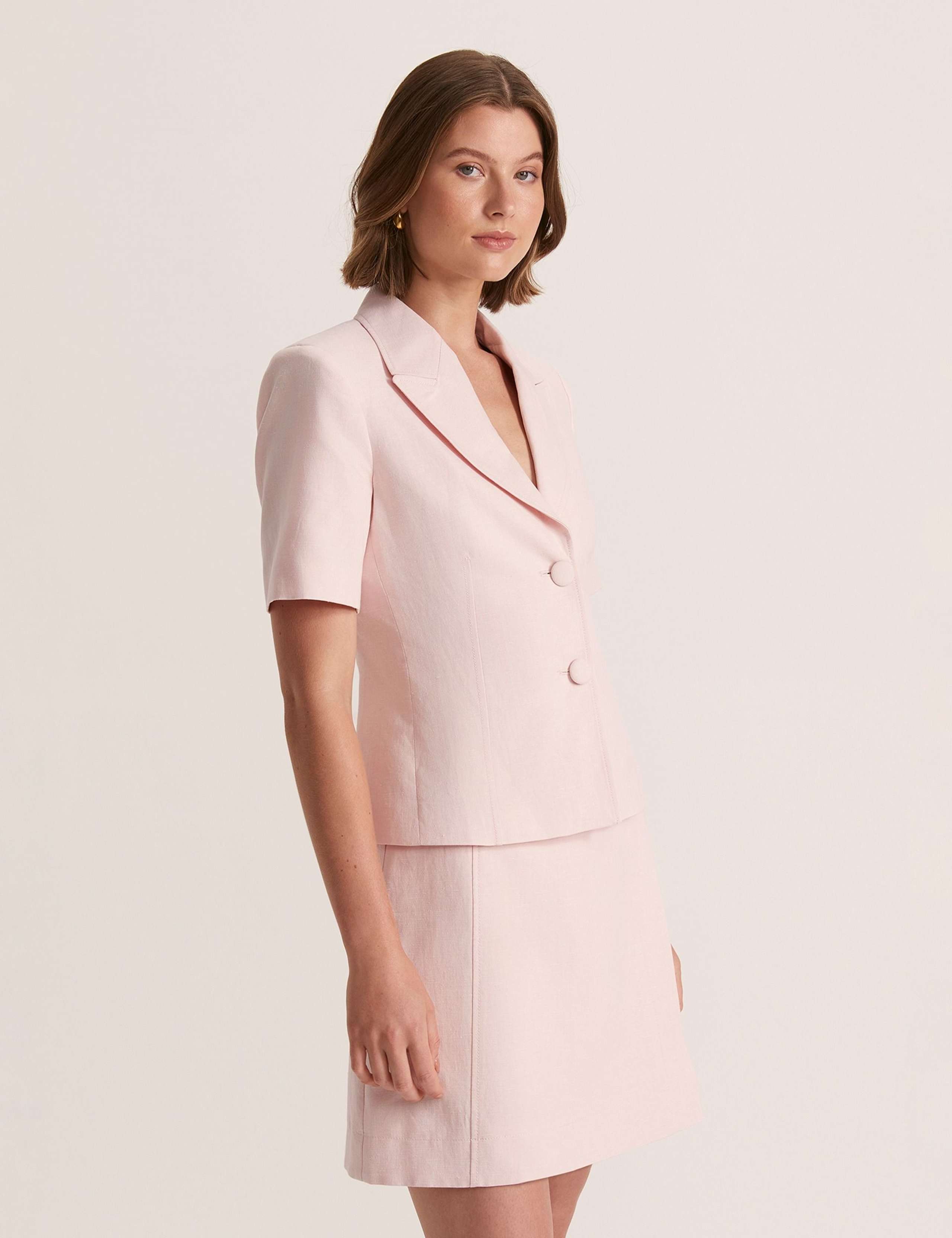 Linen Blend Tailored Short Sleeve Blazer 6 of 6
