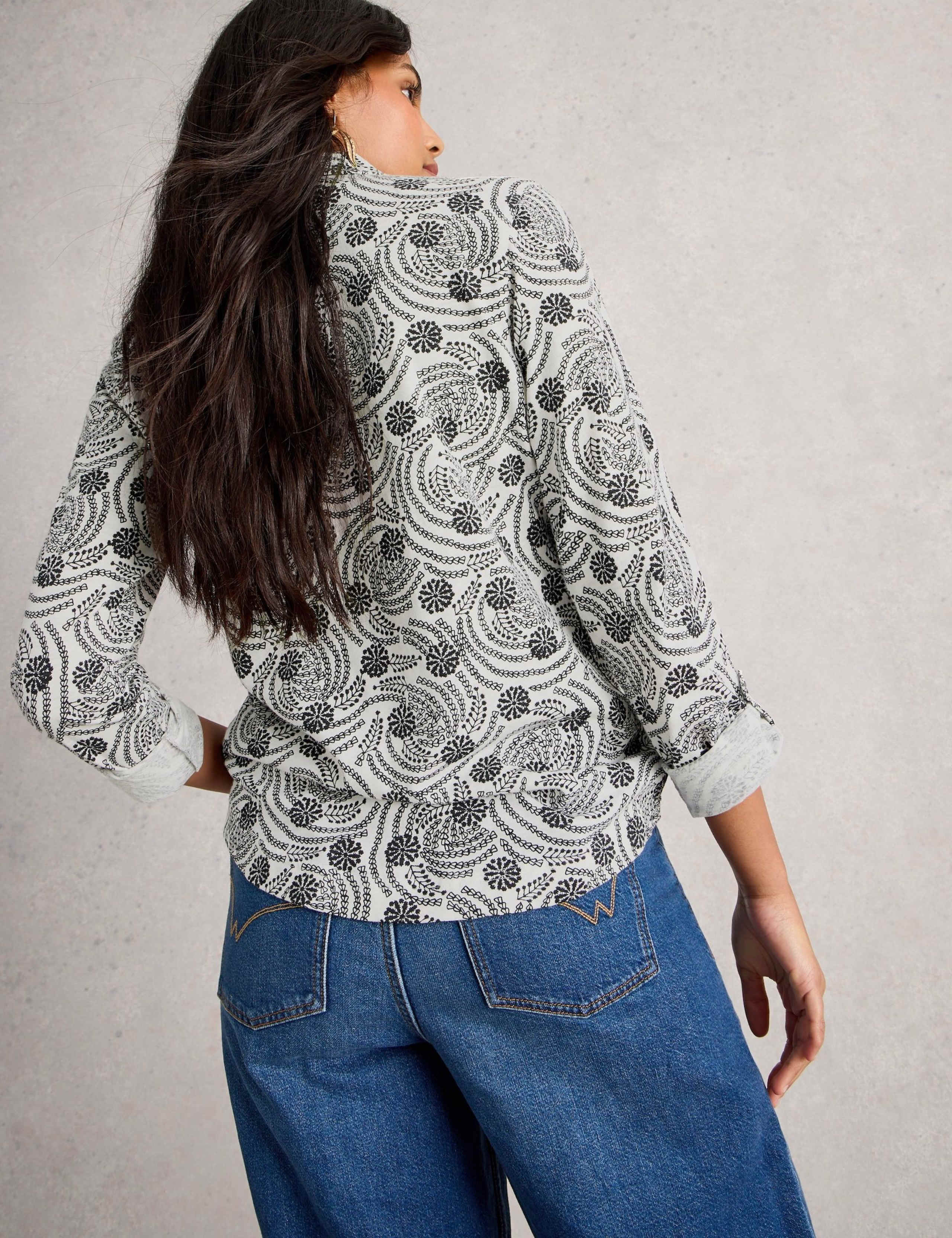 Pure Cotton Printed V-Neck Shirt 3 of 6