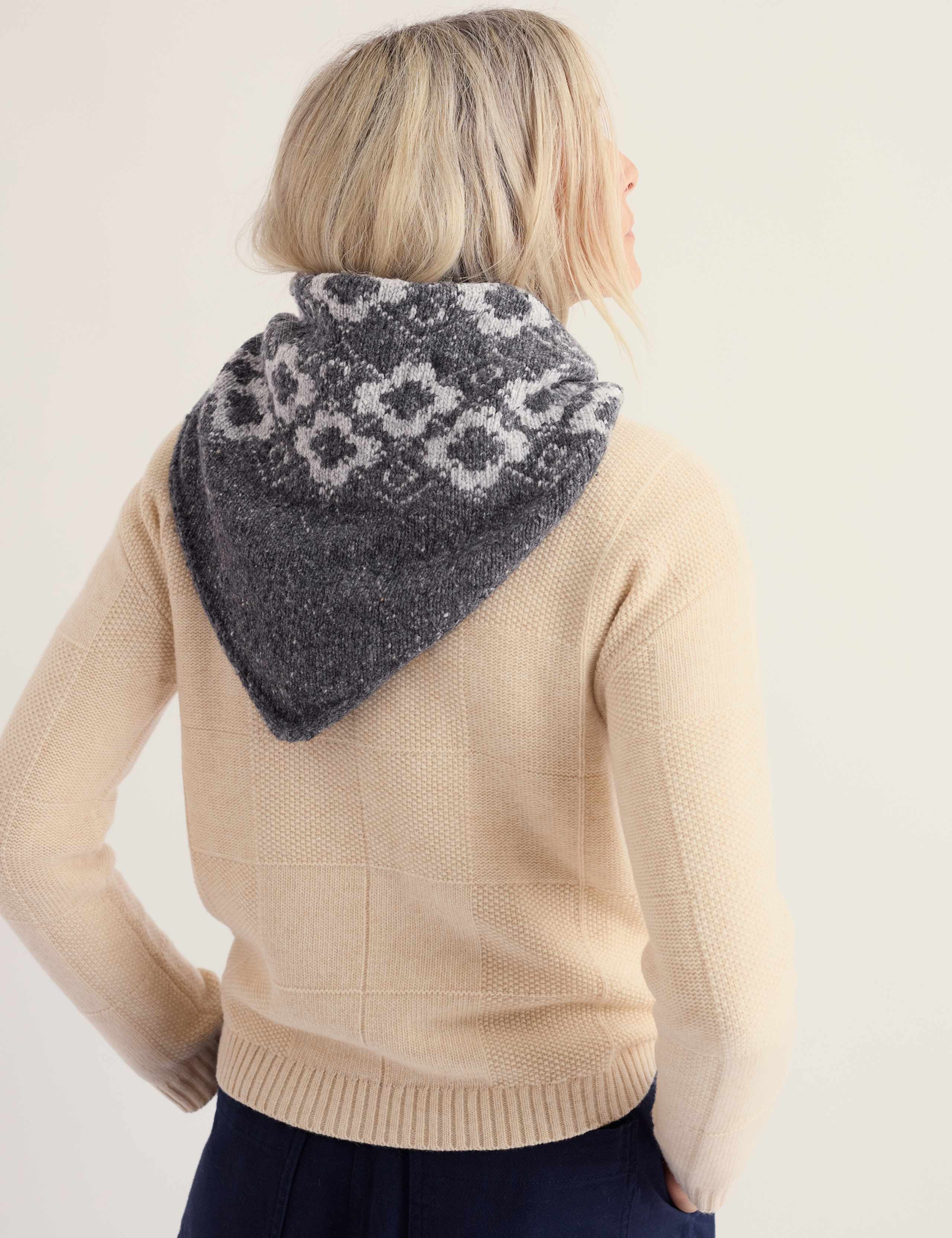 Wool Rich Scarf 3 of 4