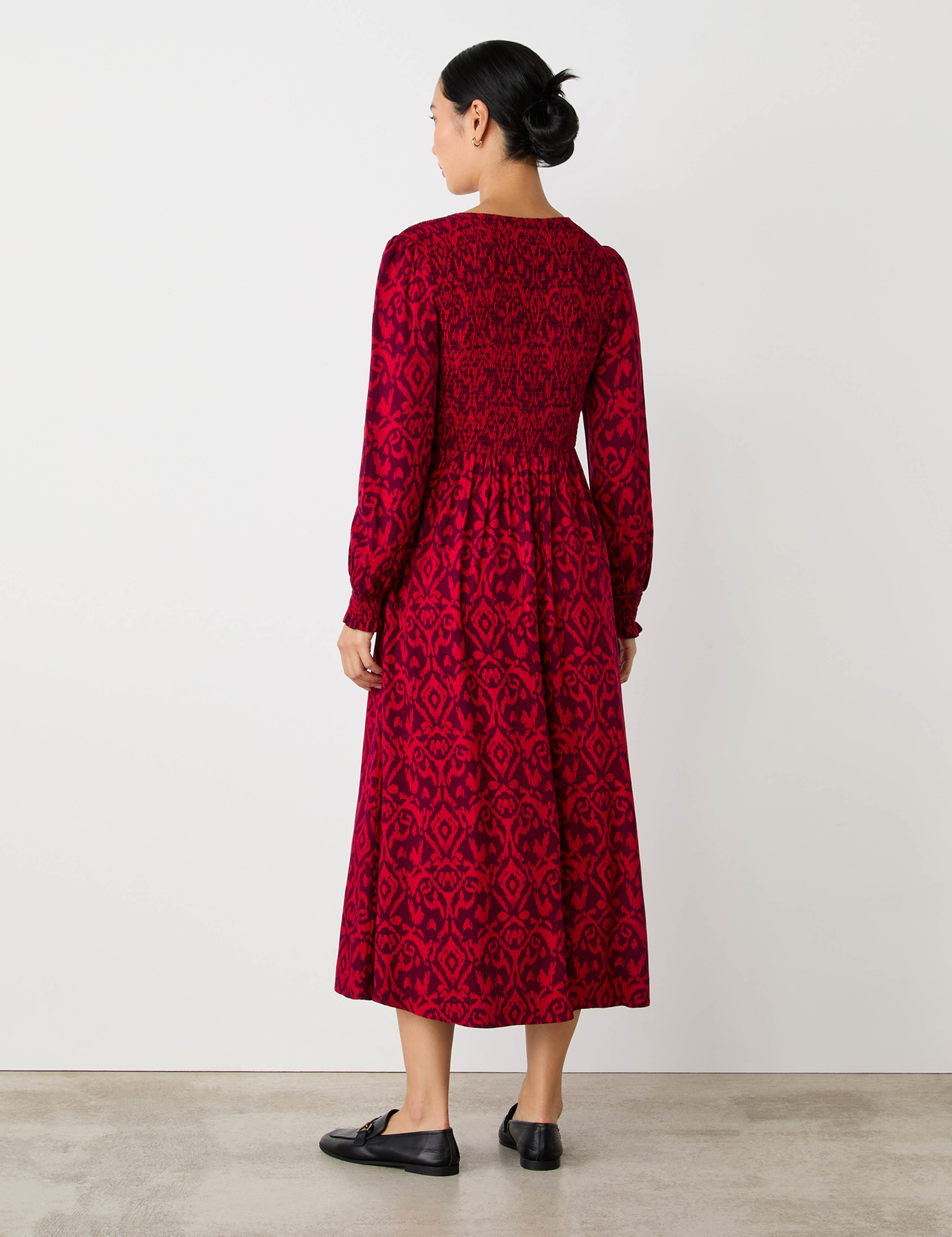Printed V-Neck Midi Smock Dress 2 of 4