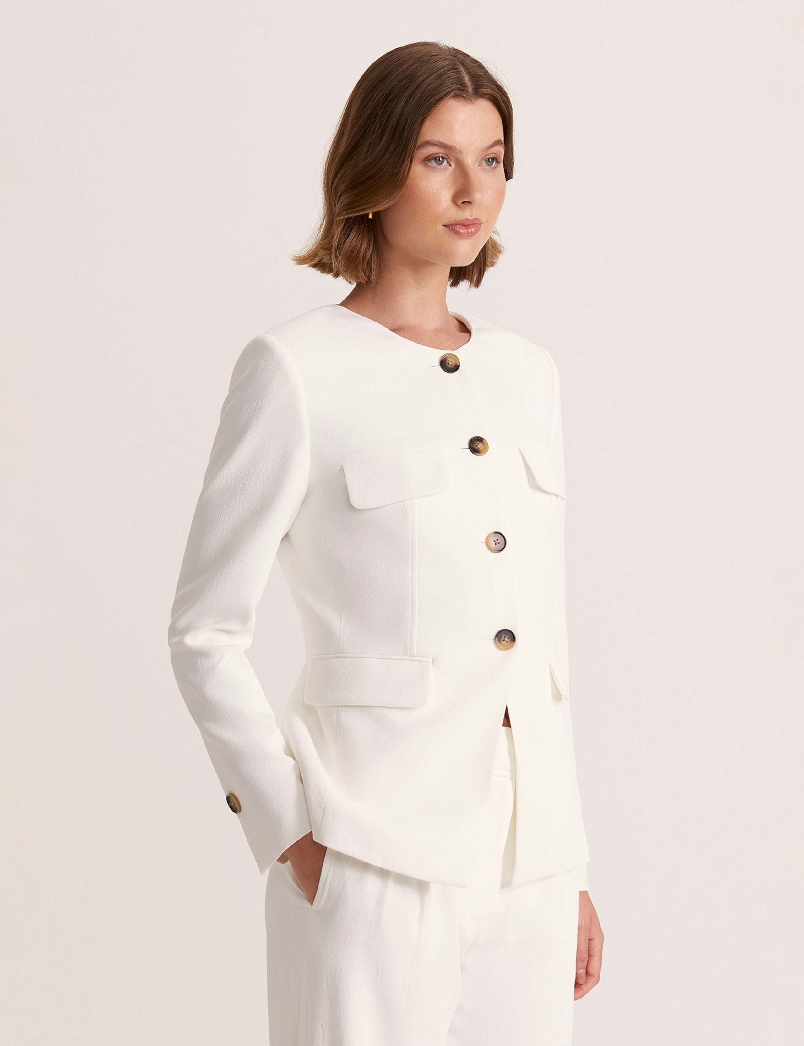 Tailored Crew Neck Single Breasted Blazer 2 of 5
