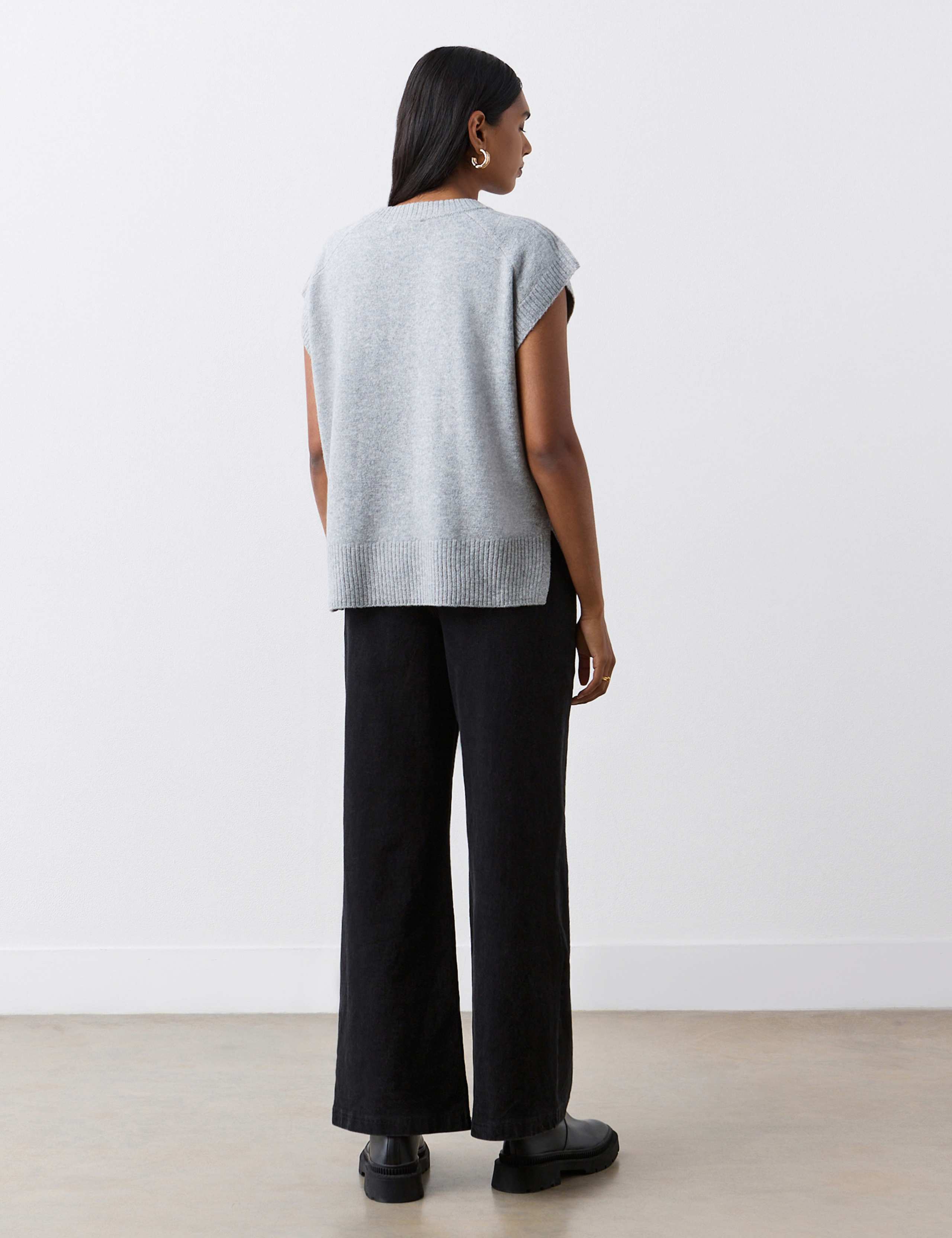 Crew Neck Split Hem Knitted Vest with Wool 3 of 6