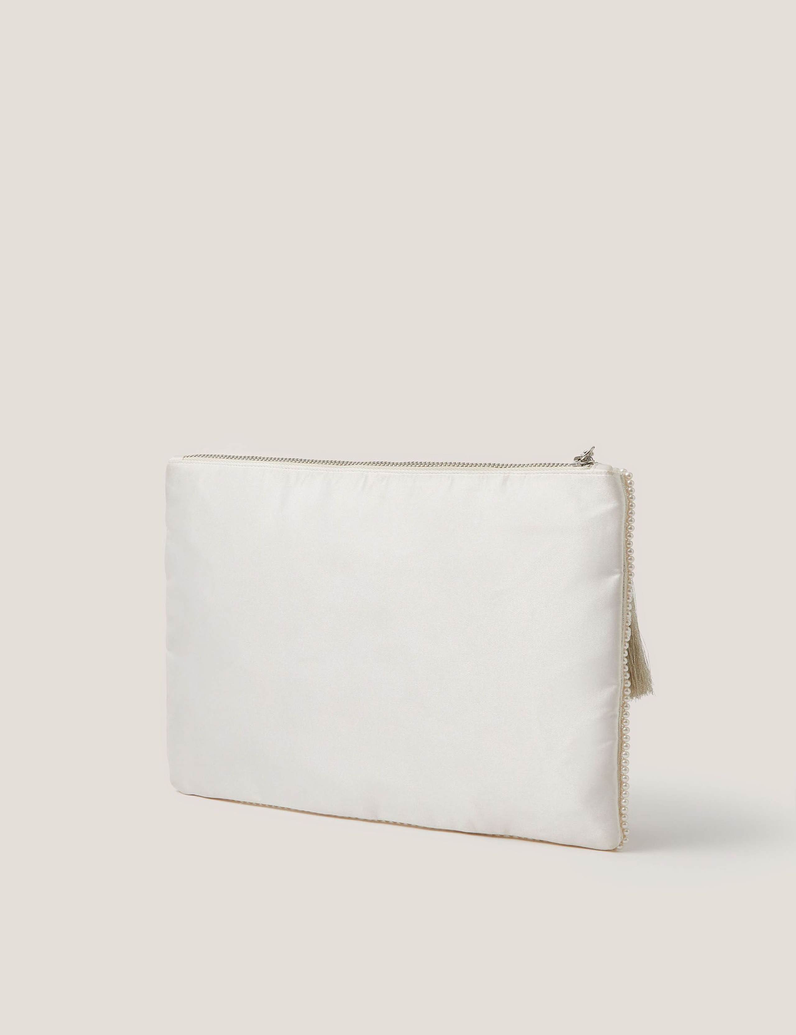 Beaded Bow Pouch Bag 3 of 3