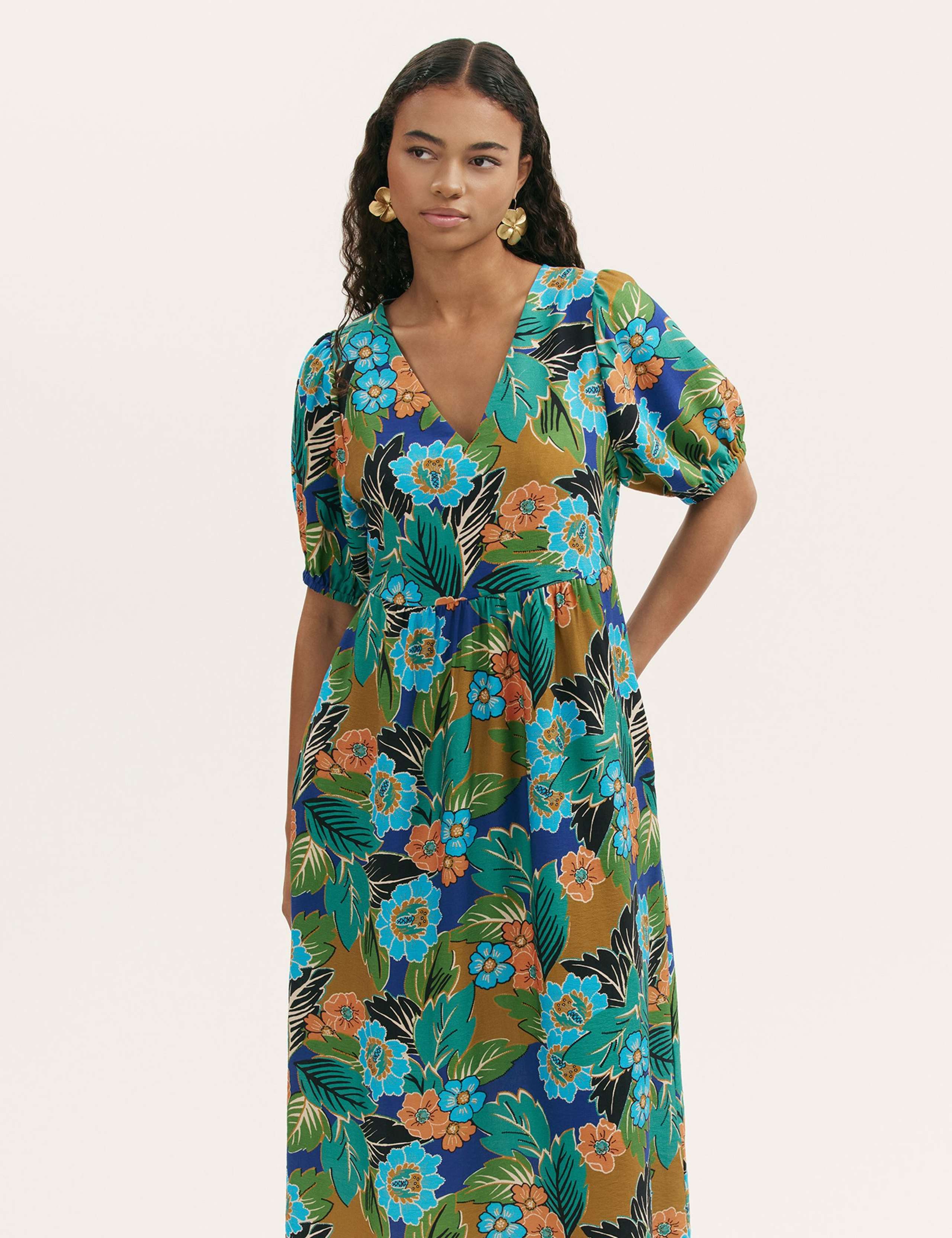 Floral V-Neck Midi Smock Dress 3 of 4