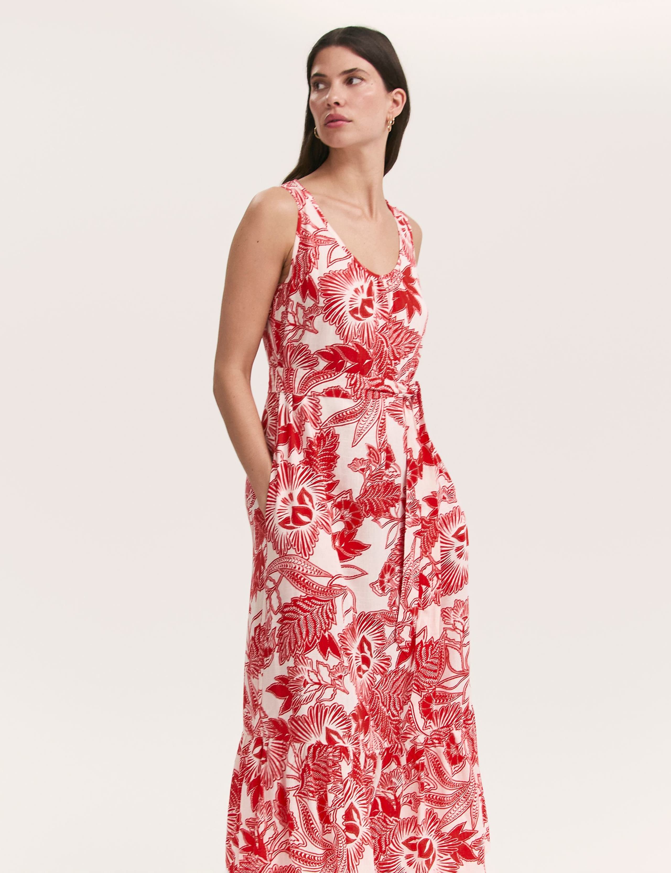 Floral Scoop Neck Midi Tiered Dress 3 of 4