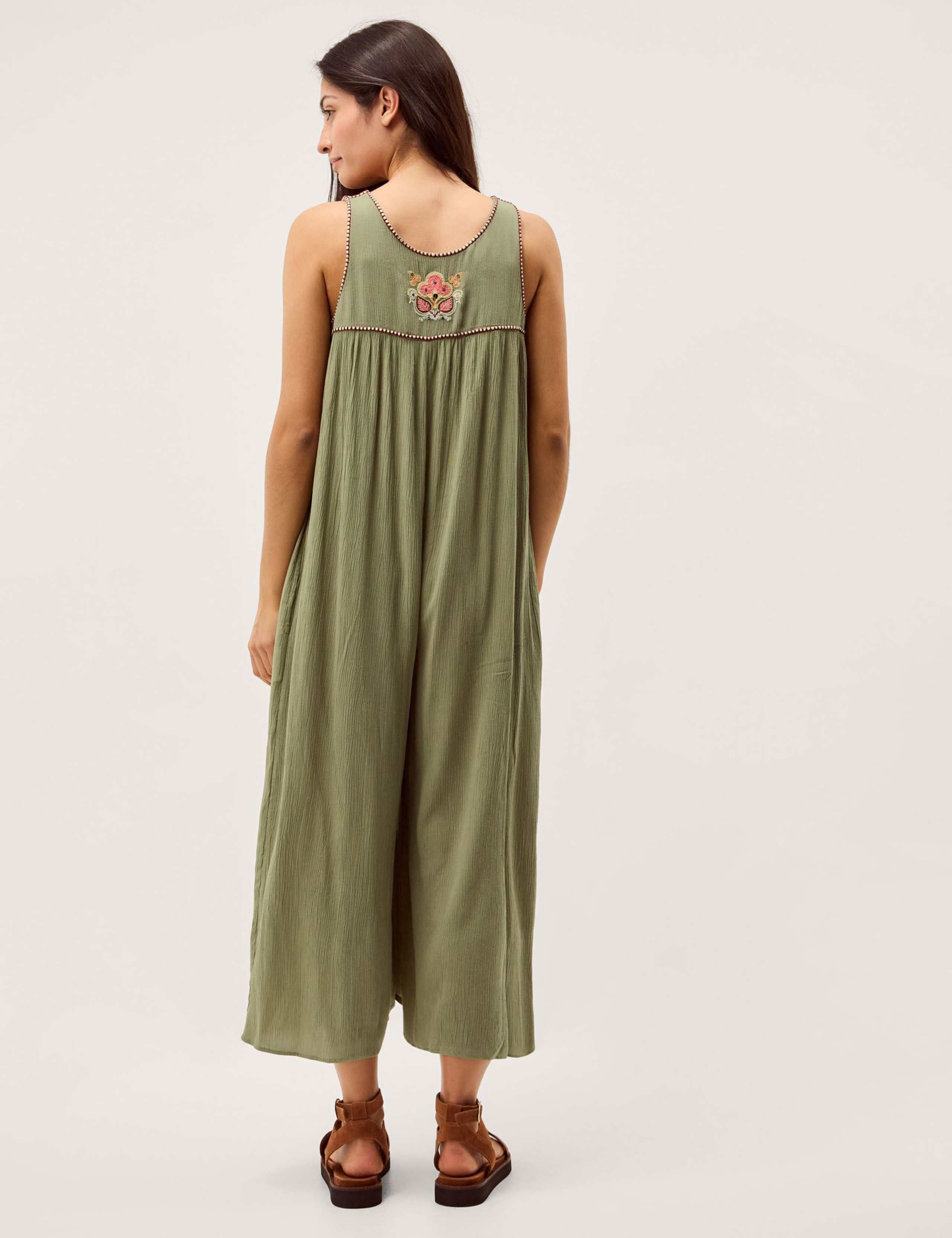 Embroidered Square Neck Sleeveless Jumpsuit 3 of 4