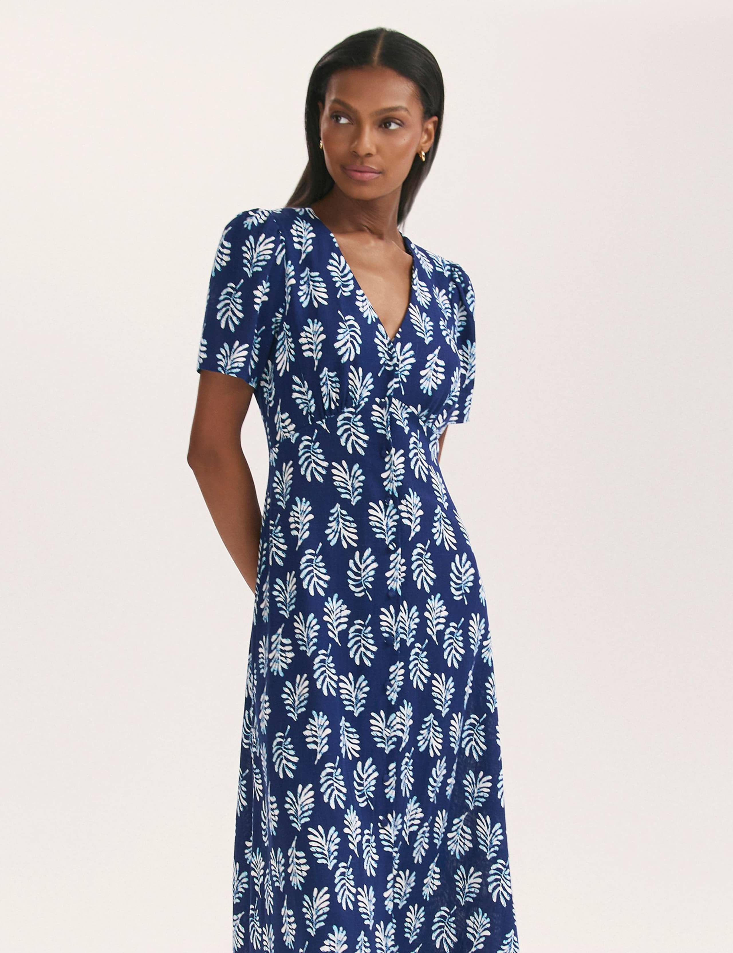 Leaf Print V-Neck Midi Tea Dress with Linen 3 of 4