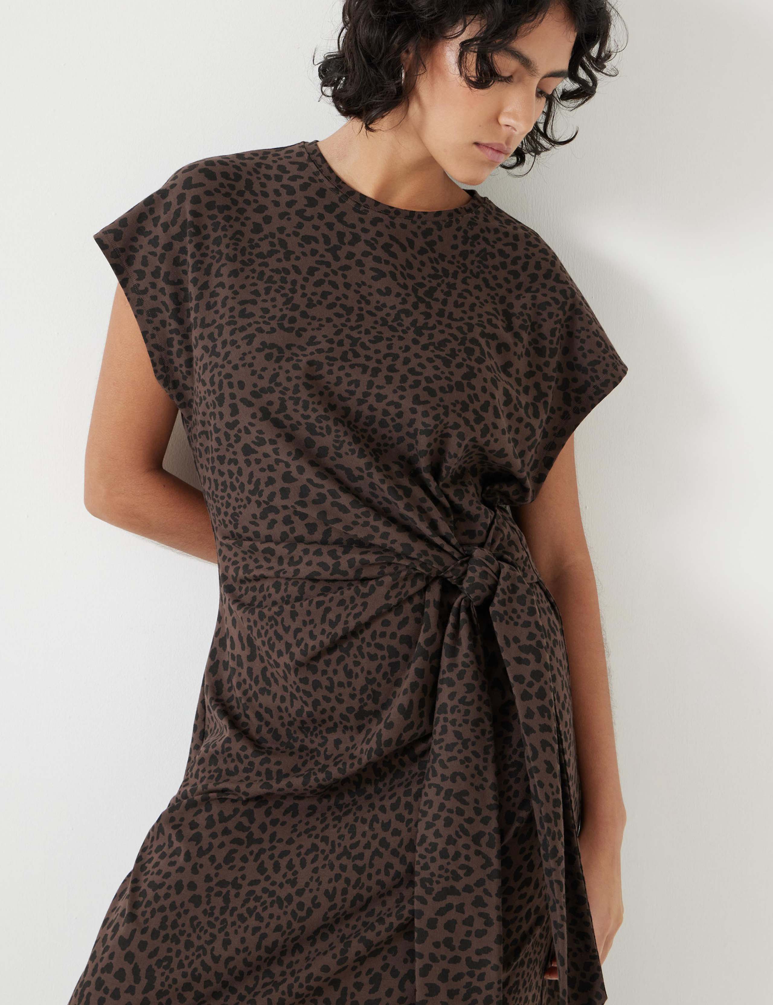 Jersey Animal Print Midi Bodycon Dress 4 of 5