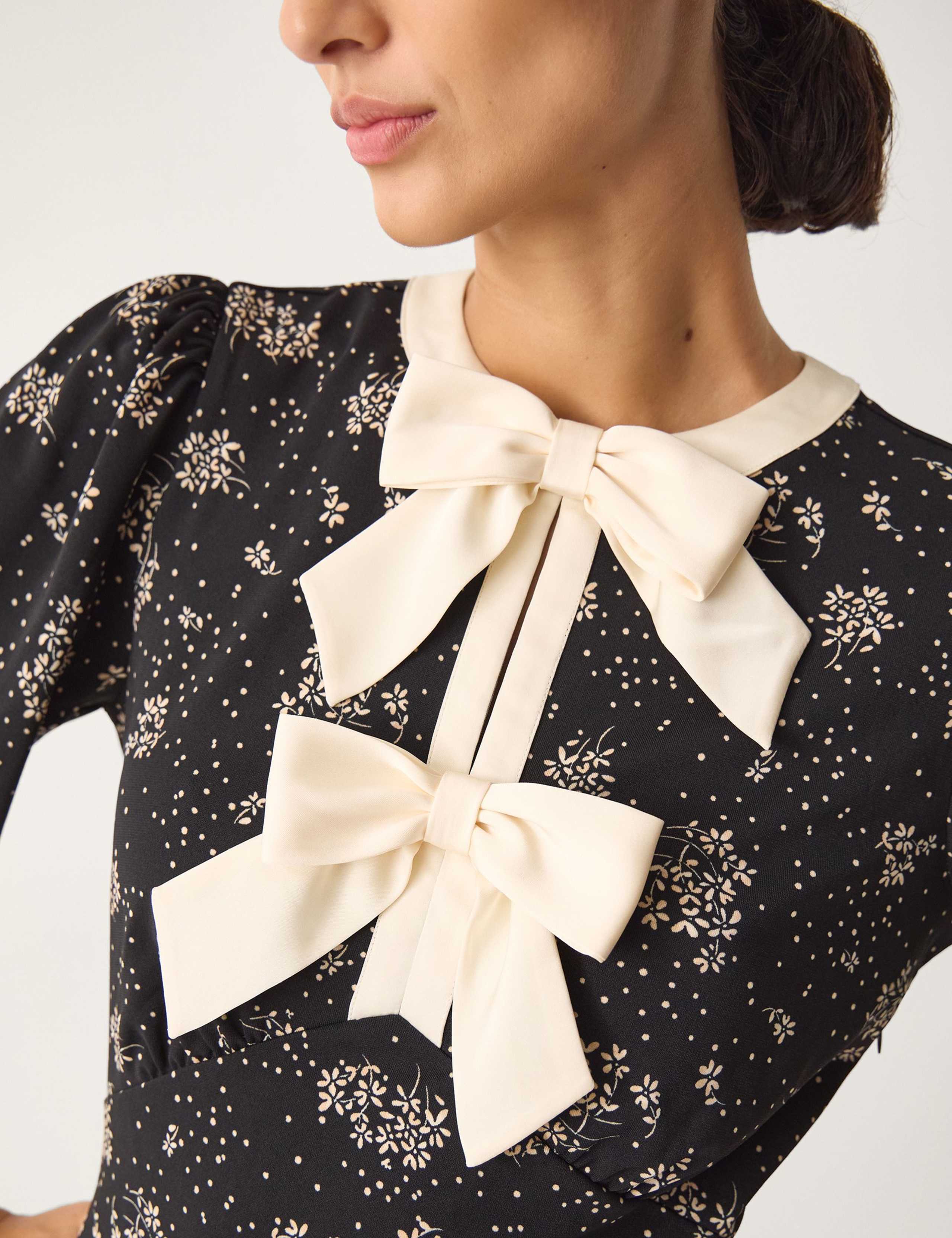 Jersey Ditsy Floral Midi Waisted Dress 4 of 4