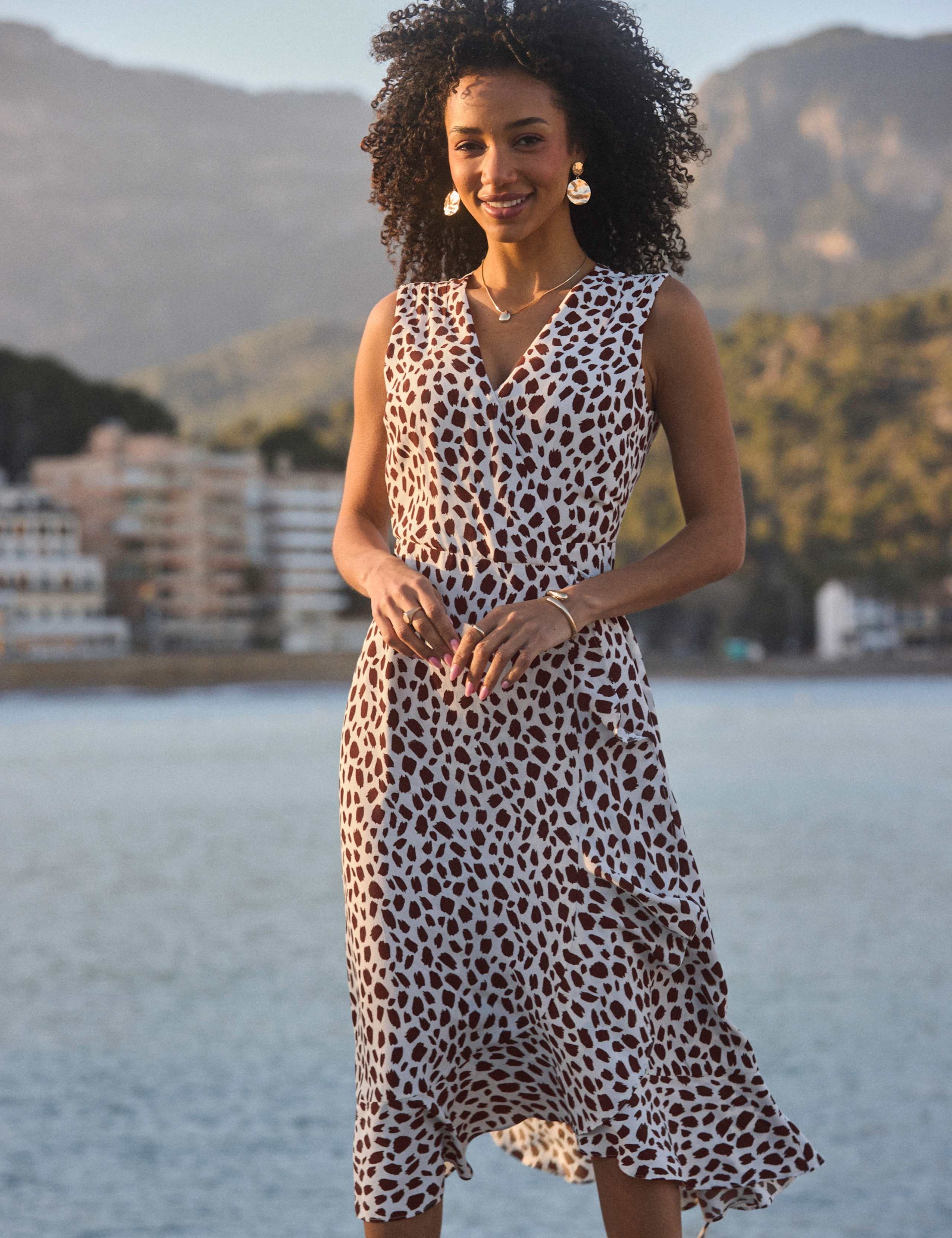 Printed V-Neck Belted Midi Skater Dress 6 of 6
