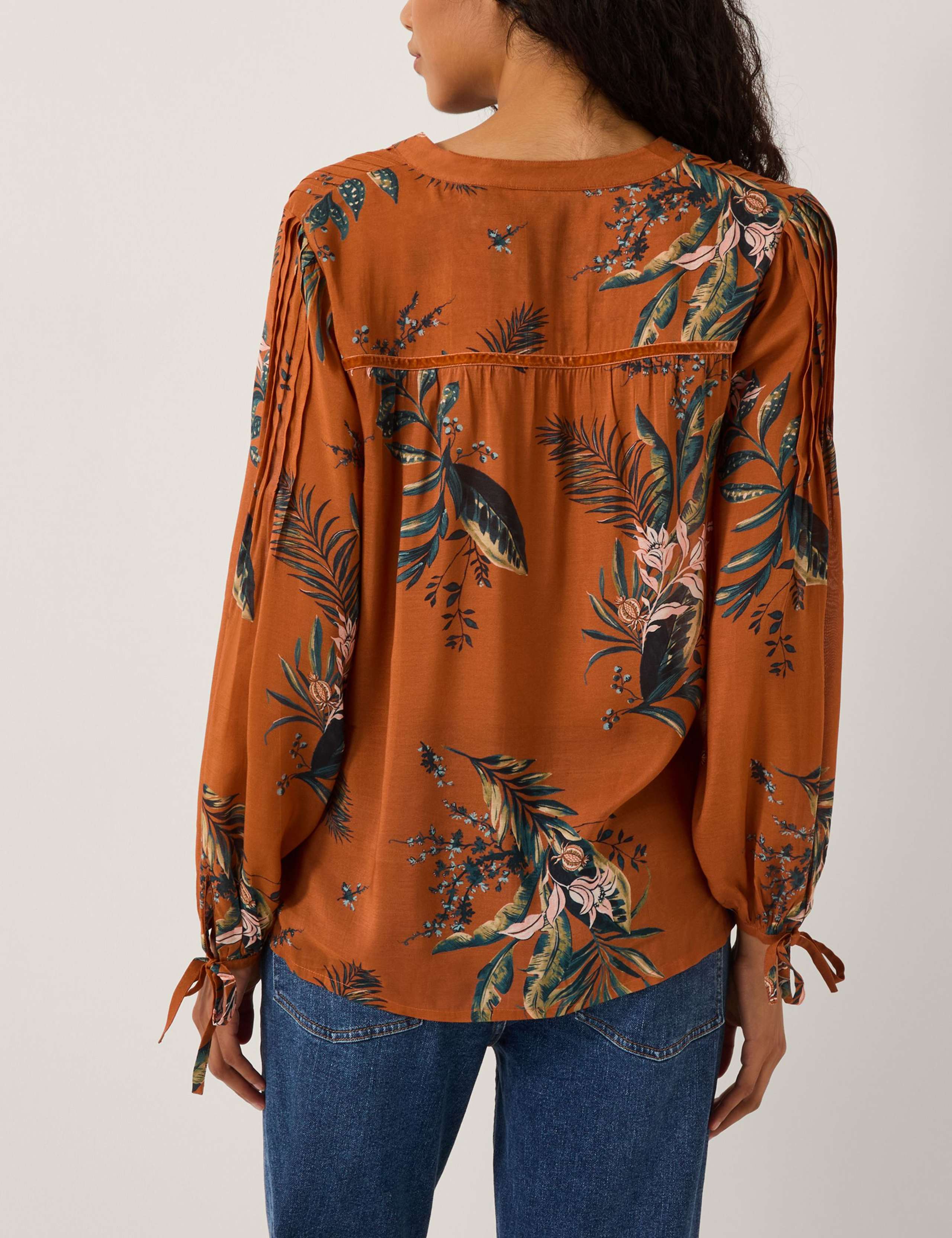 Floral Collarless Pintuck Tie Detail Blouse 3 of 4
