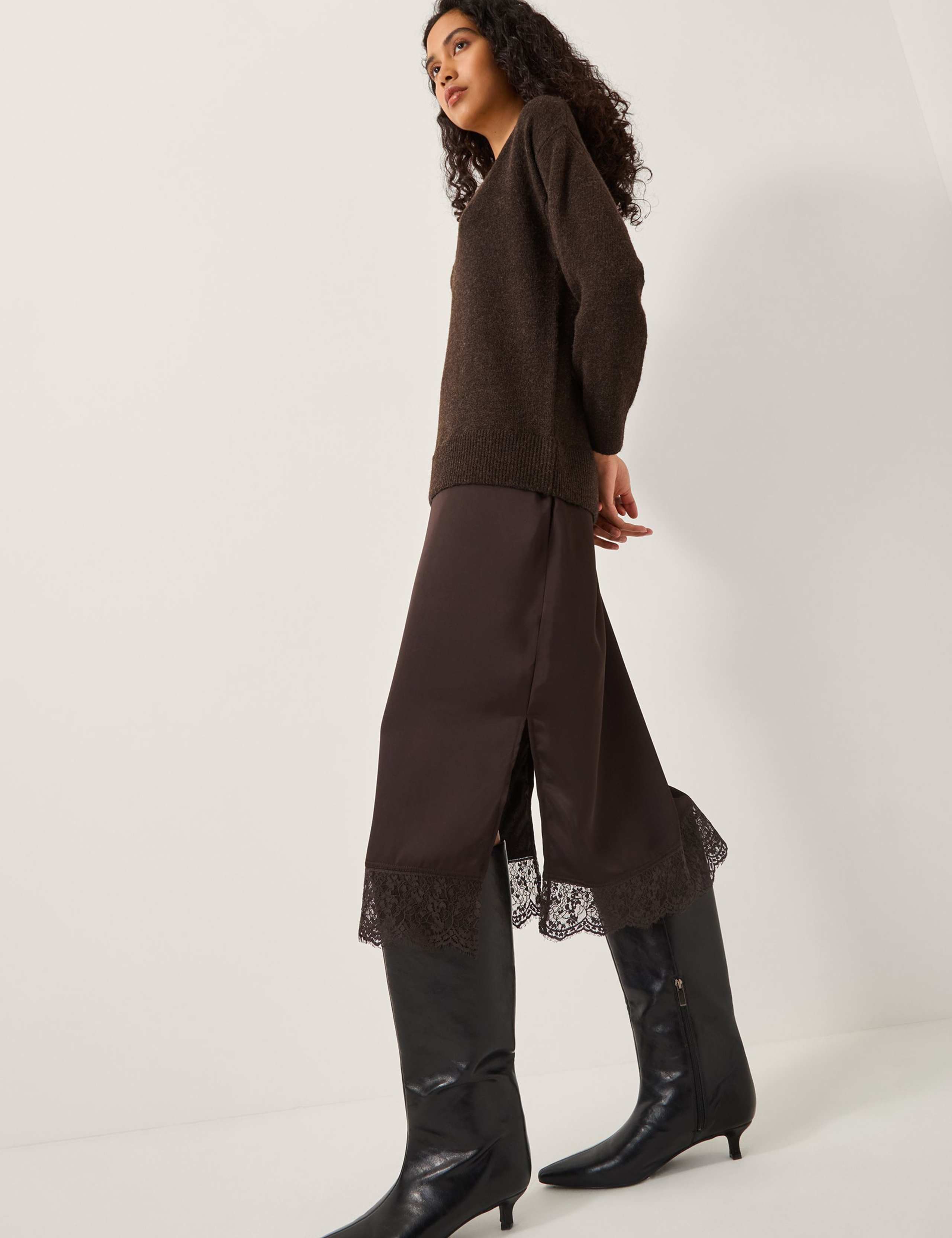 Lace V-Neck Midi Jumper Dress 4 of 5